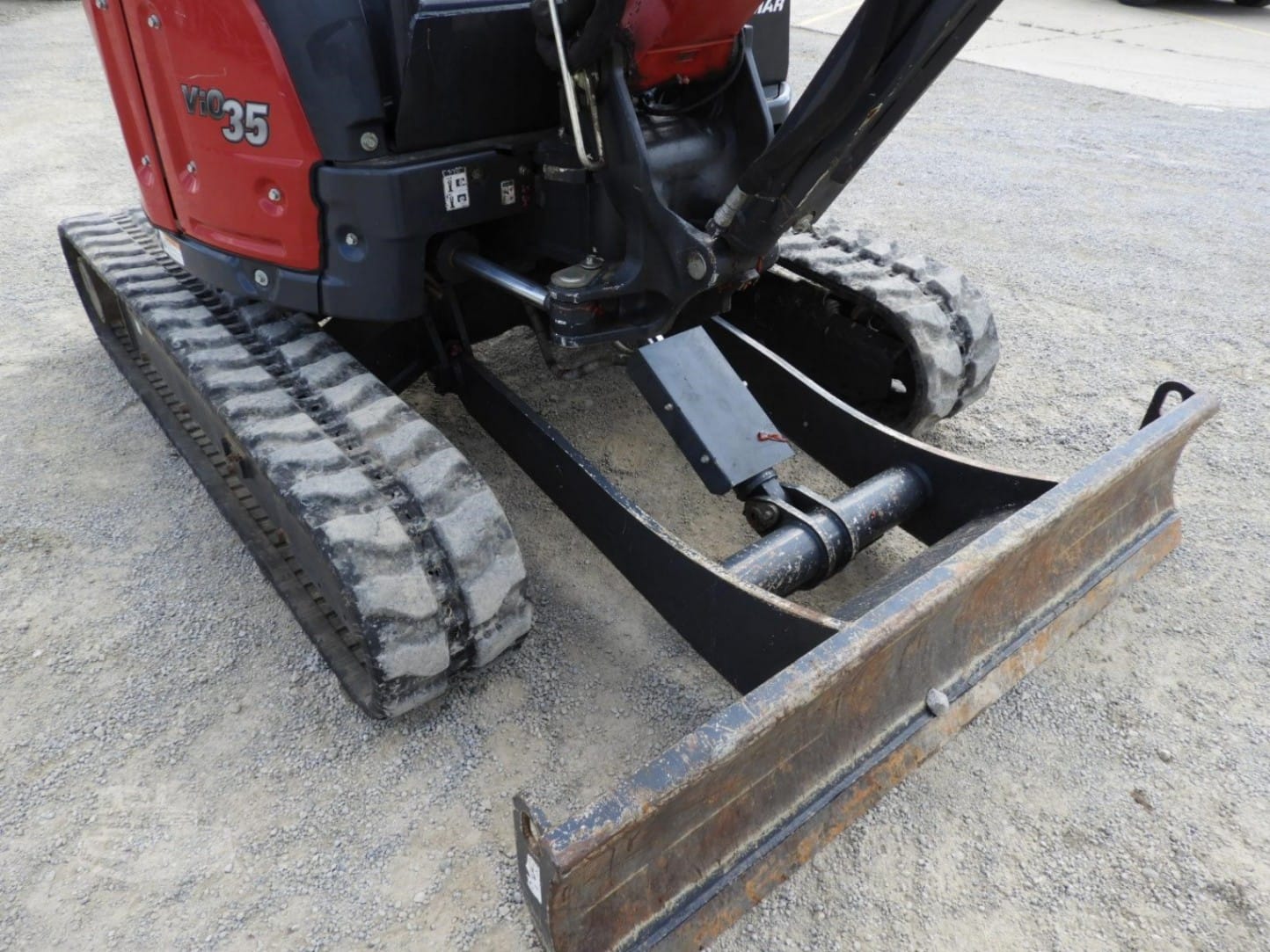 2022 Yanmar ViO35 Excavators for sale in Holmesville, OH - listing photo 6 of 8