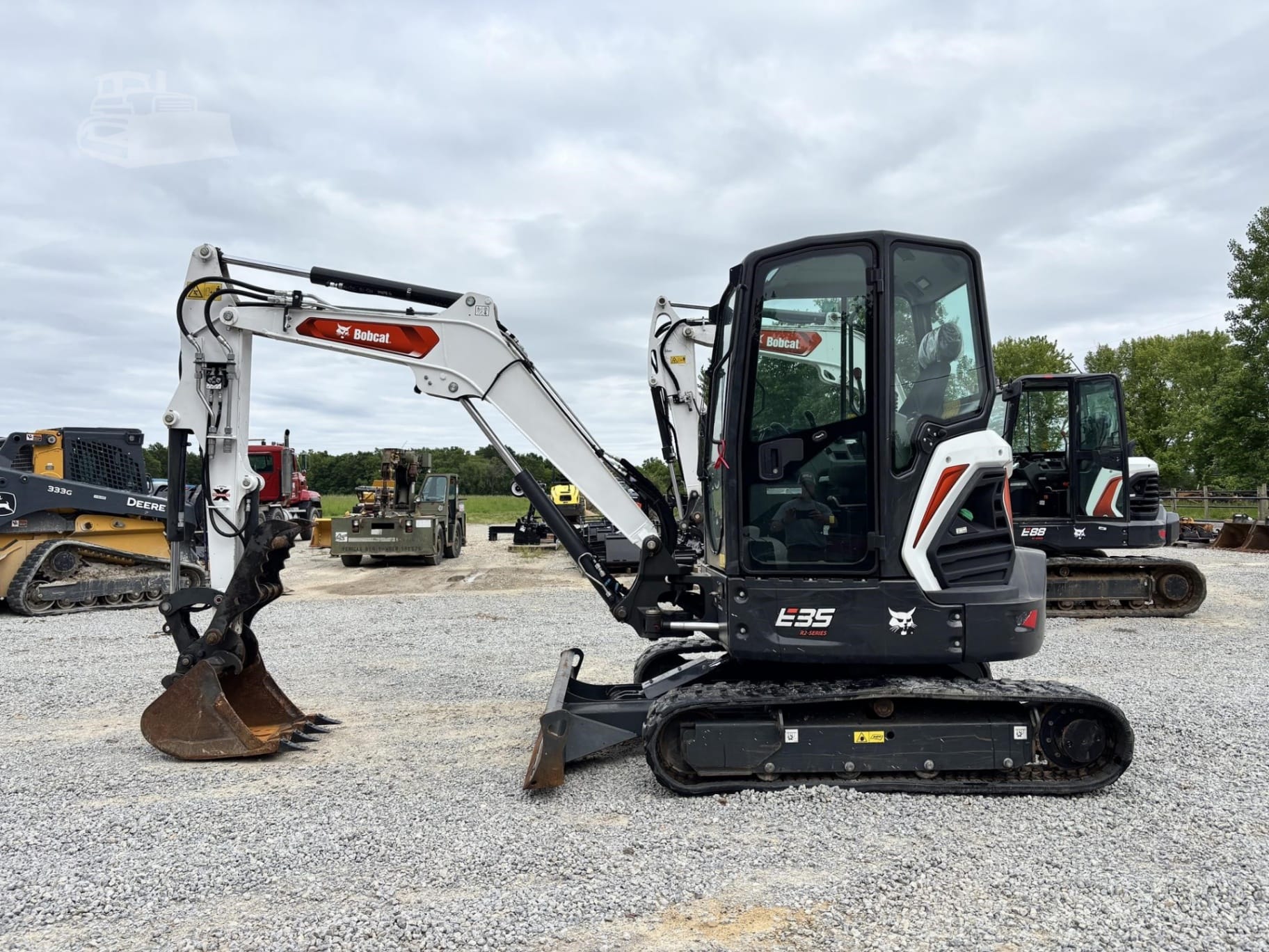 2023 Bobcat E35 Excavators for sale in Jewett, IL - listing photo 2 of 8