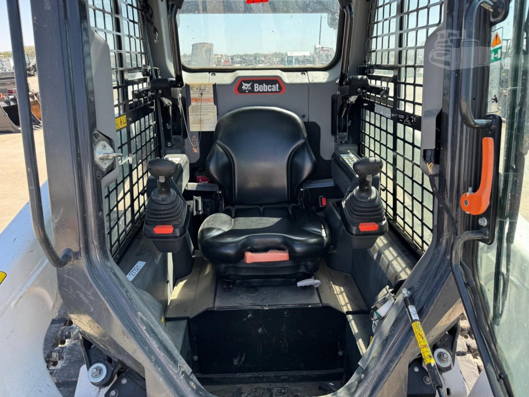 2023 Bobcat T76 Track Loaders for sale in Lincoln, NE - listing photo 8 of 8