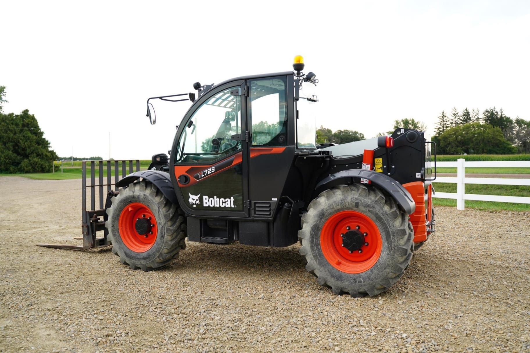 2023 Bobcat TL723 Telehandlers Forklifts for sale in Riceville, IA - listing photo 4 of 48
