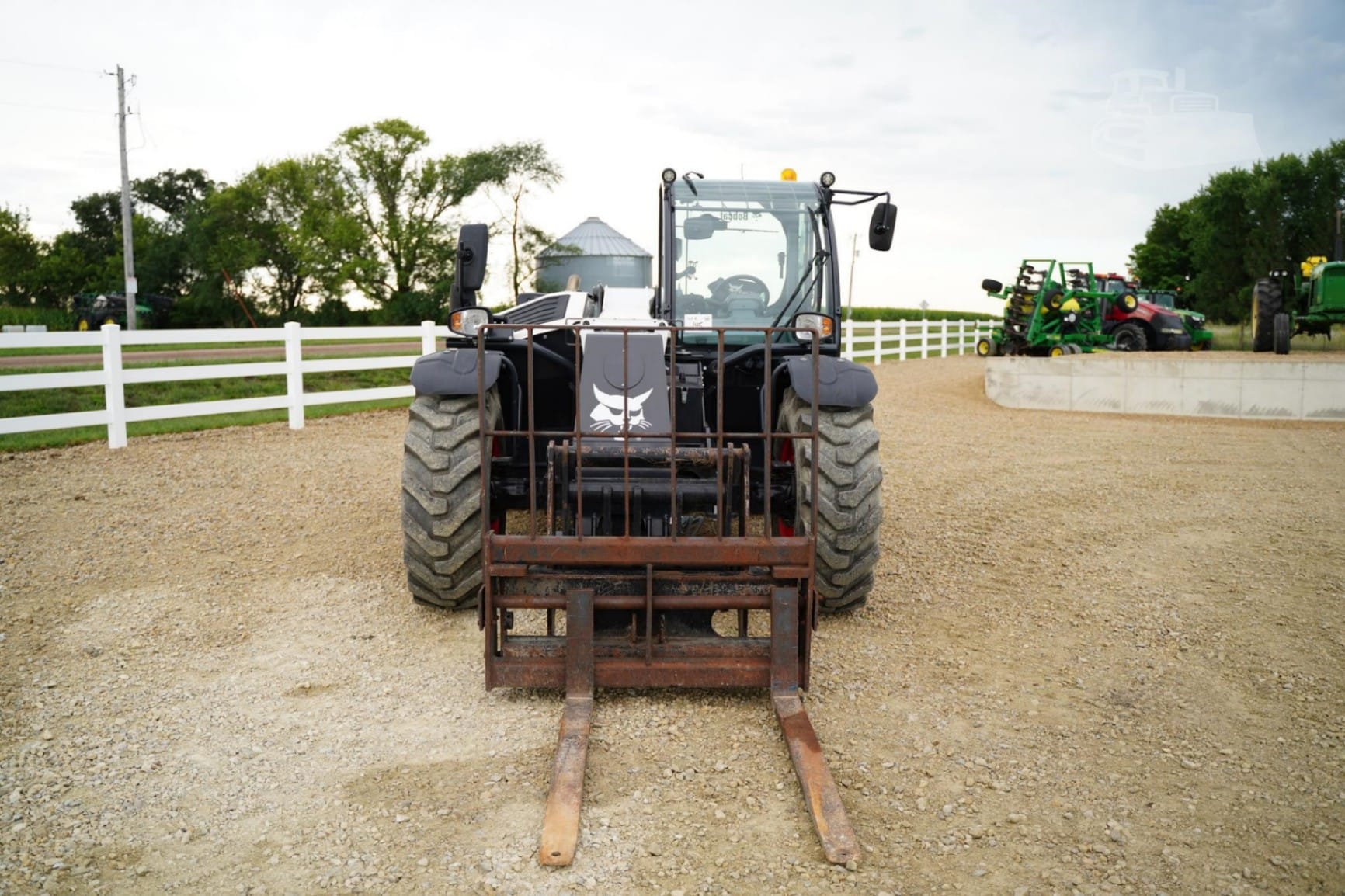 2023 Bobcat TL723 Telehandlers Forklifts for sale in Riceville, IA - listing photo 9 of 48