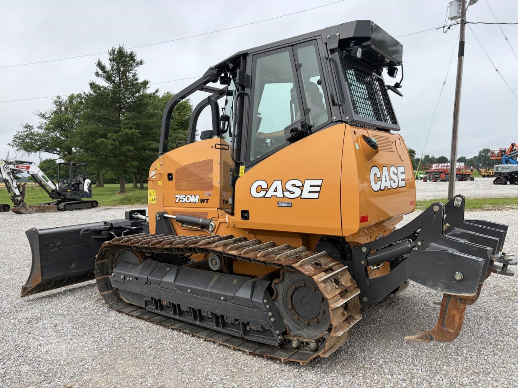 2023 CASE 750M WT Dozers for sale in Clay City, IL - listing photo 2 of 8
