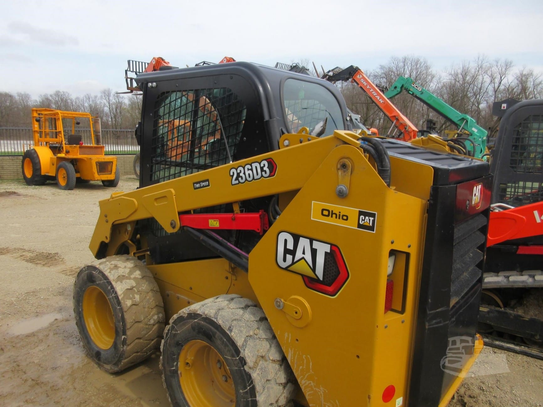 2023 Caterpillar 236D3 Skid Steer Loaders for sale in Pemberville, OH - primary listing photo of 5