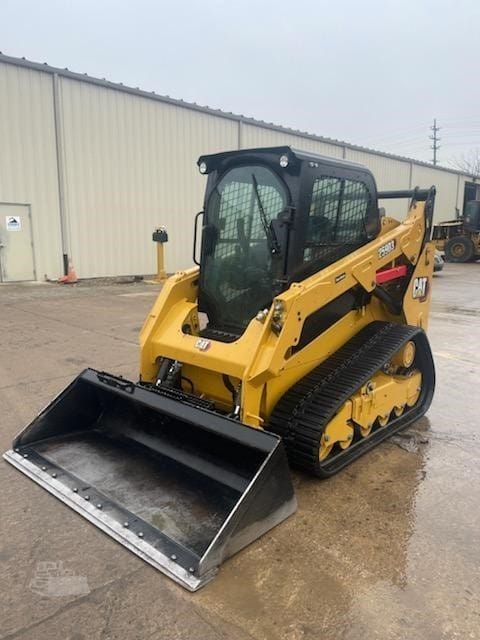 2023 Caterpillar 259D3 Track Loaders for sale in Akron, OH - primary listing photo of 4