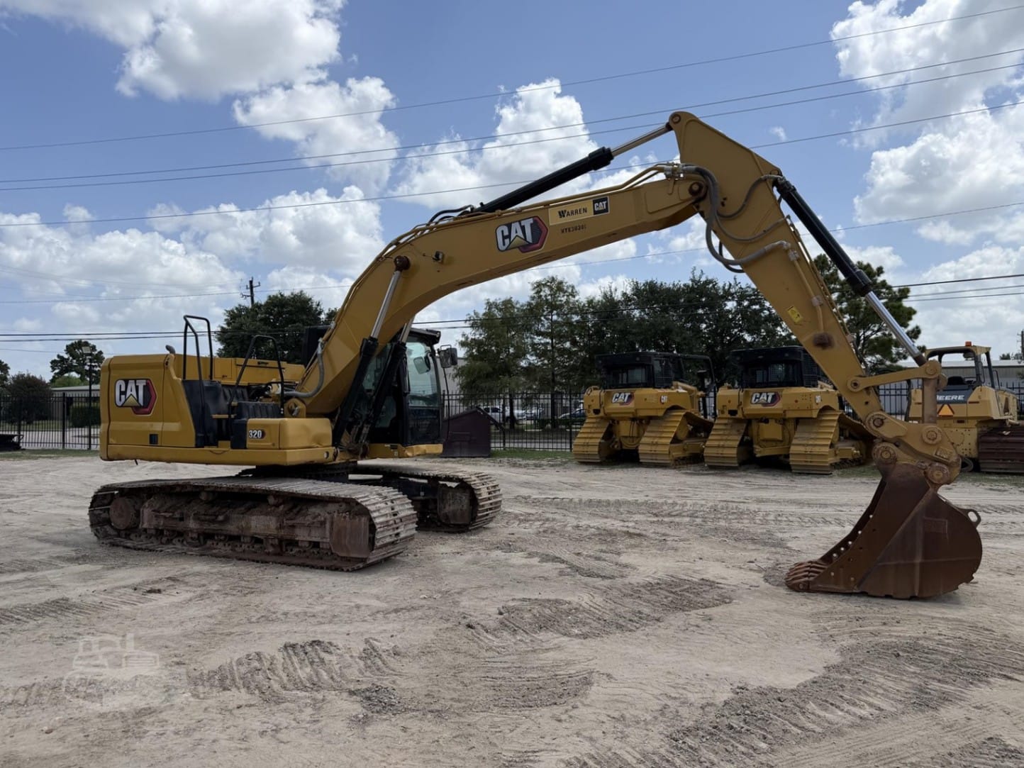 2023 Caterpillar 320 Excavators for sale in Houston, TX - listing photo 2 of 6