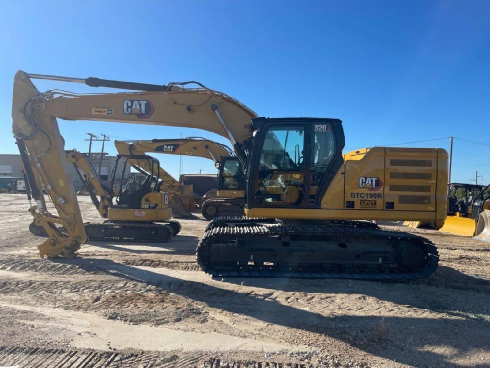 2023 Caterpillar 320 Excavators for sale in San Antonio, TX - primary listing photo of 8