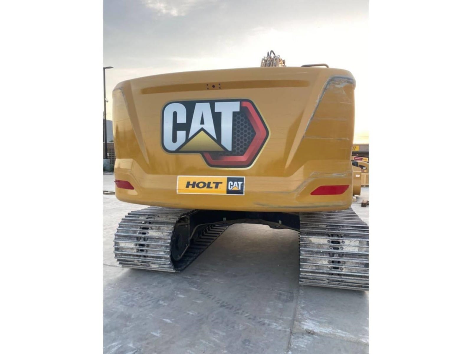 2023 Caterpillar 323 Excavators for sale in San Antonio, TX - listing photo 3 of 7