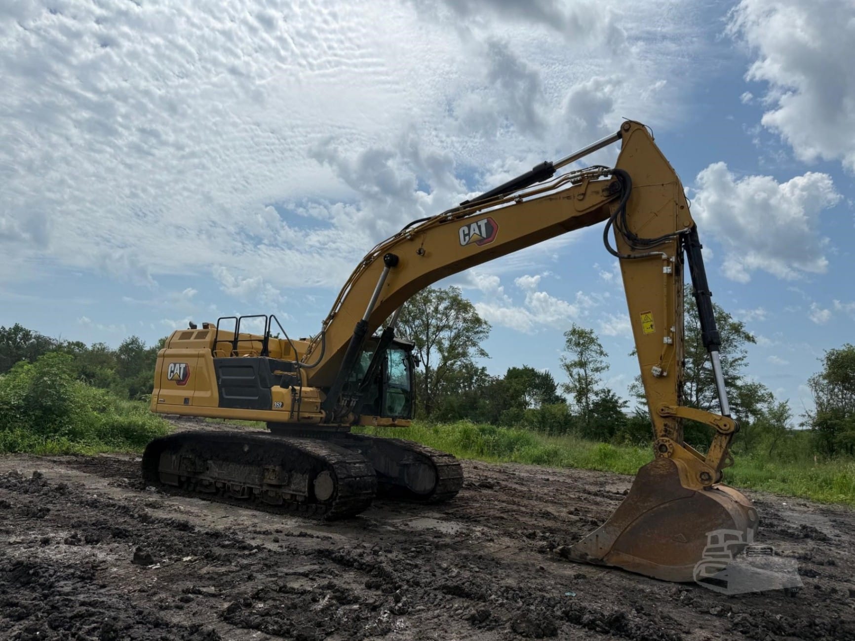 2023 Caterpillar 352 Excavators for sale in Elkader, IA - listing photo 6 of 8
