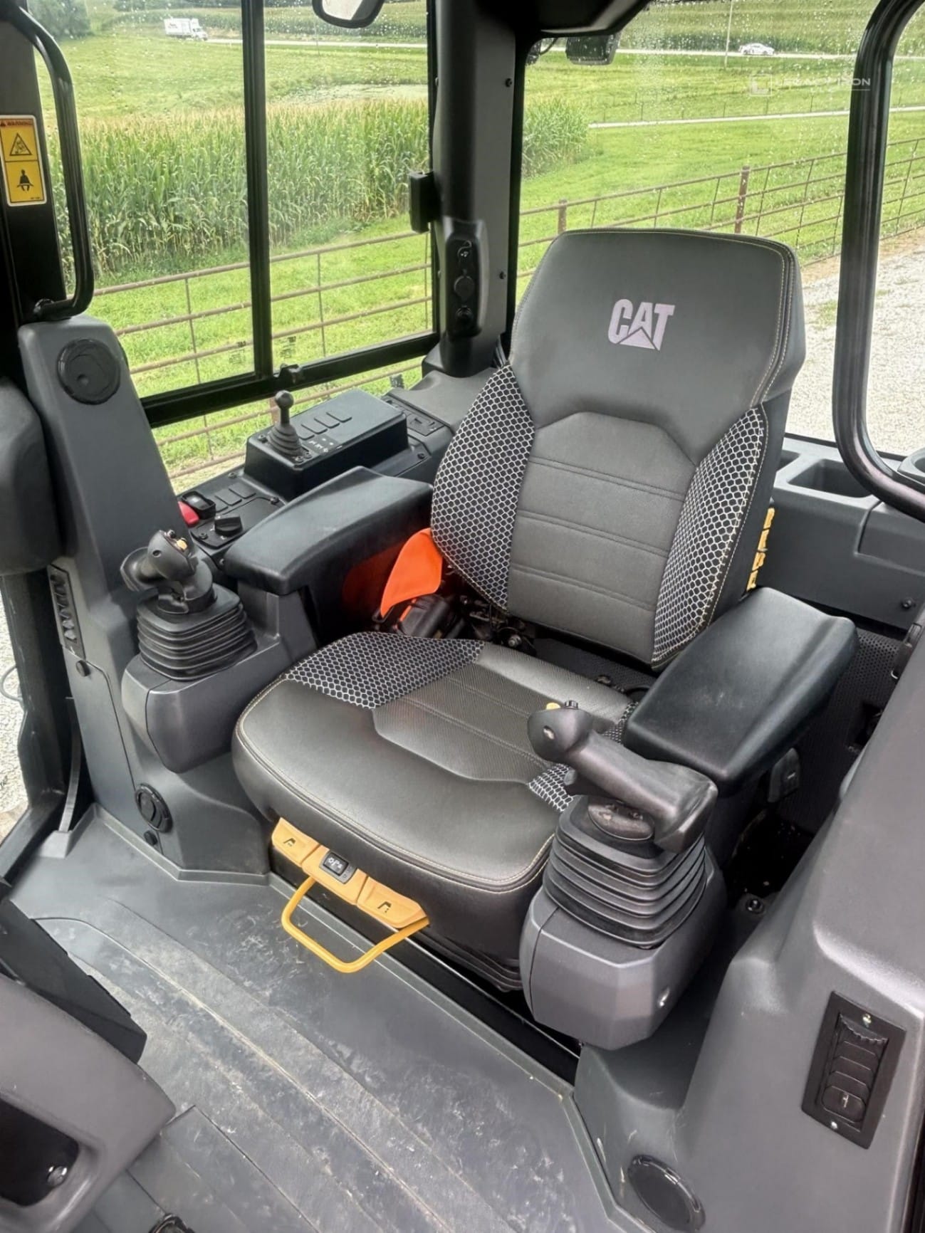 2023 Caterpillar D4 LGP Dozers for sale in Grain Valley, MO - listing photo 6 of 8