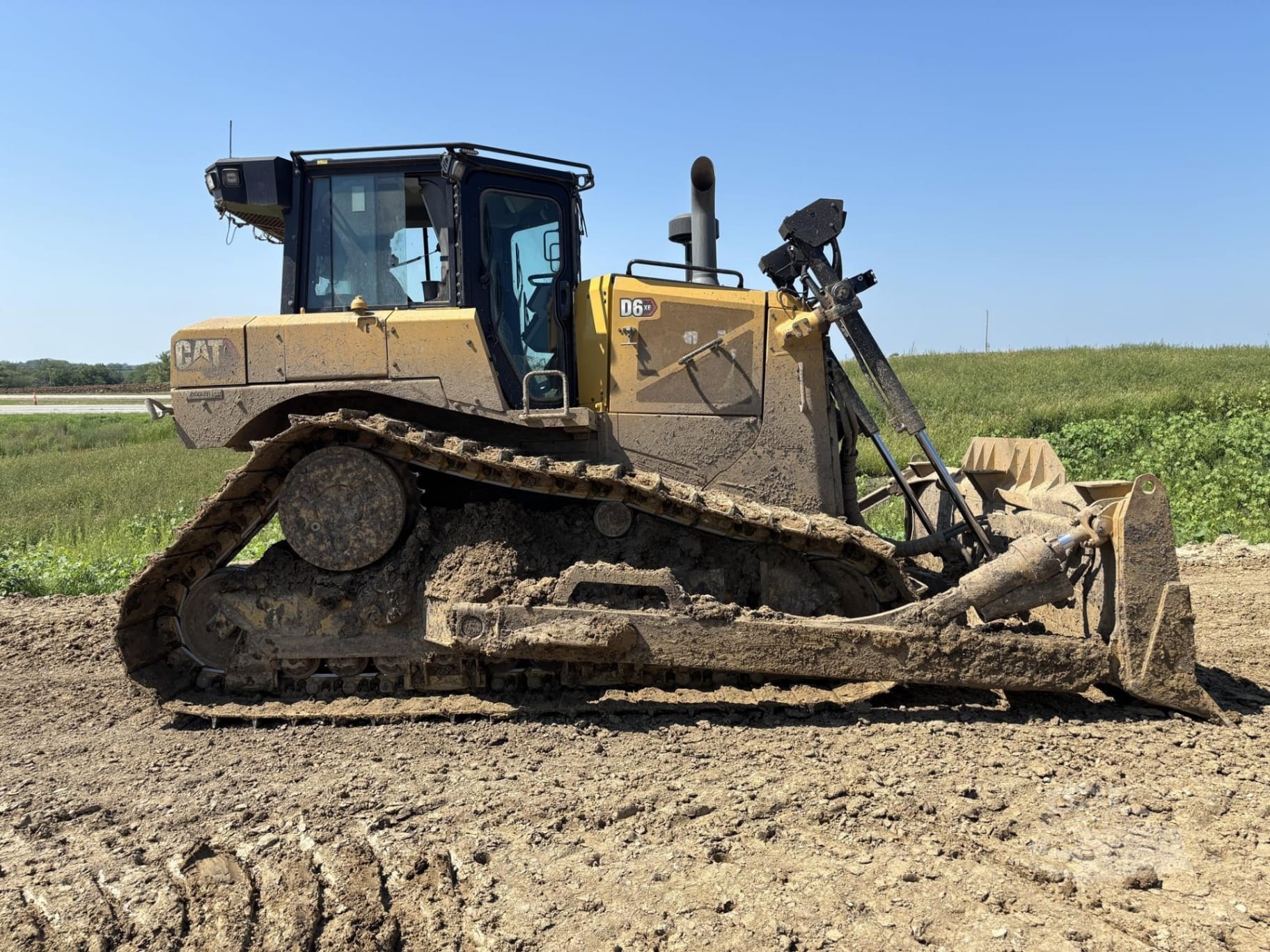 2023 Caterpillar D6 XE LGP Dozers for sale in Elkader, IA - primary listing photo of 8