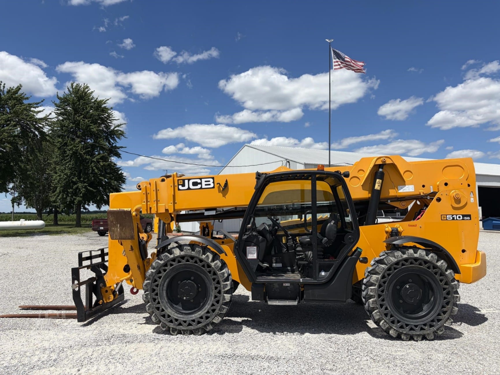 2023 JCB 510-56 Telehandlers Forklifts for sale in Clay City, IL - listing photo 2 of 8