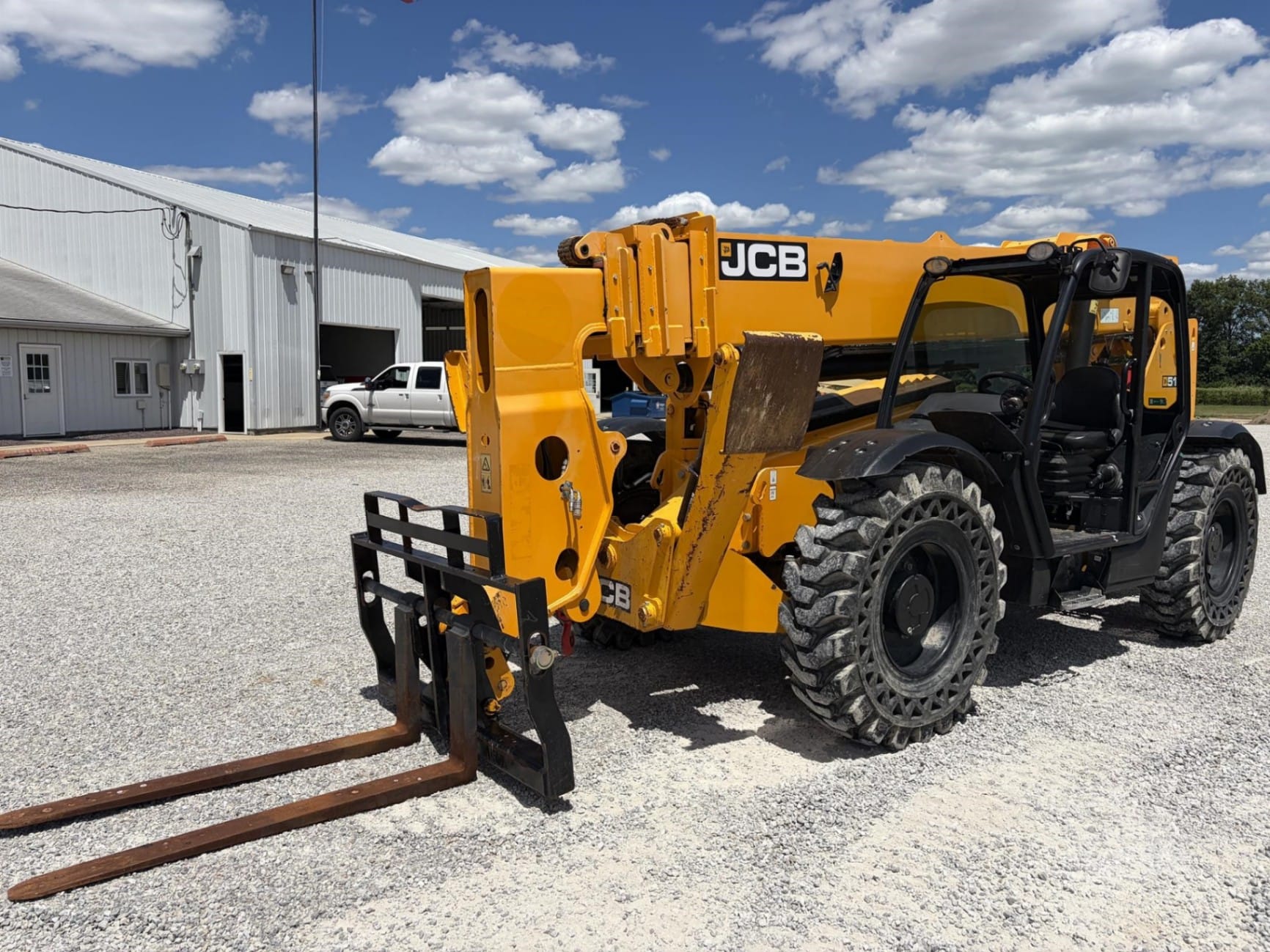 2023 JCB 510-56 Telehandlers Forklifts for sale in Clay City, IL - listing photo 3 of 8