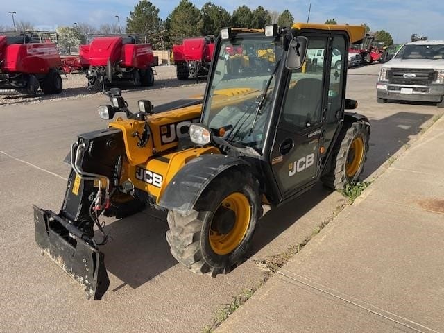 2023 JCB 525-60 AGRI Telehandlers Forklifts for sale in Kearney, NE - listing photo 2 of 7