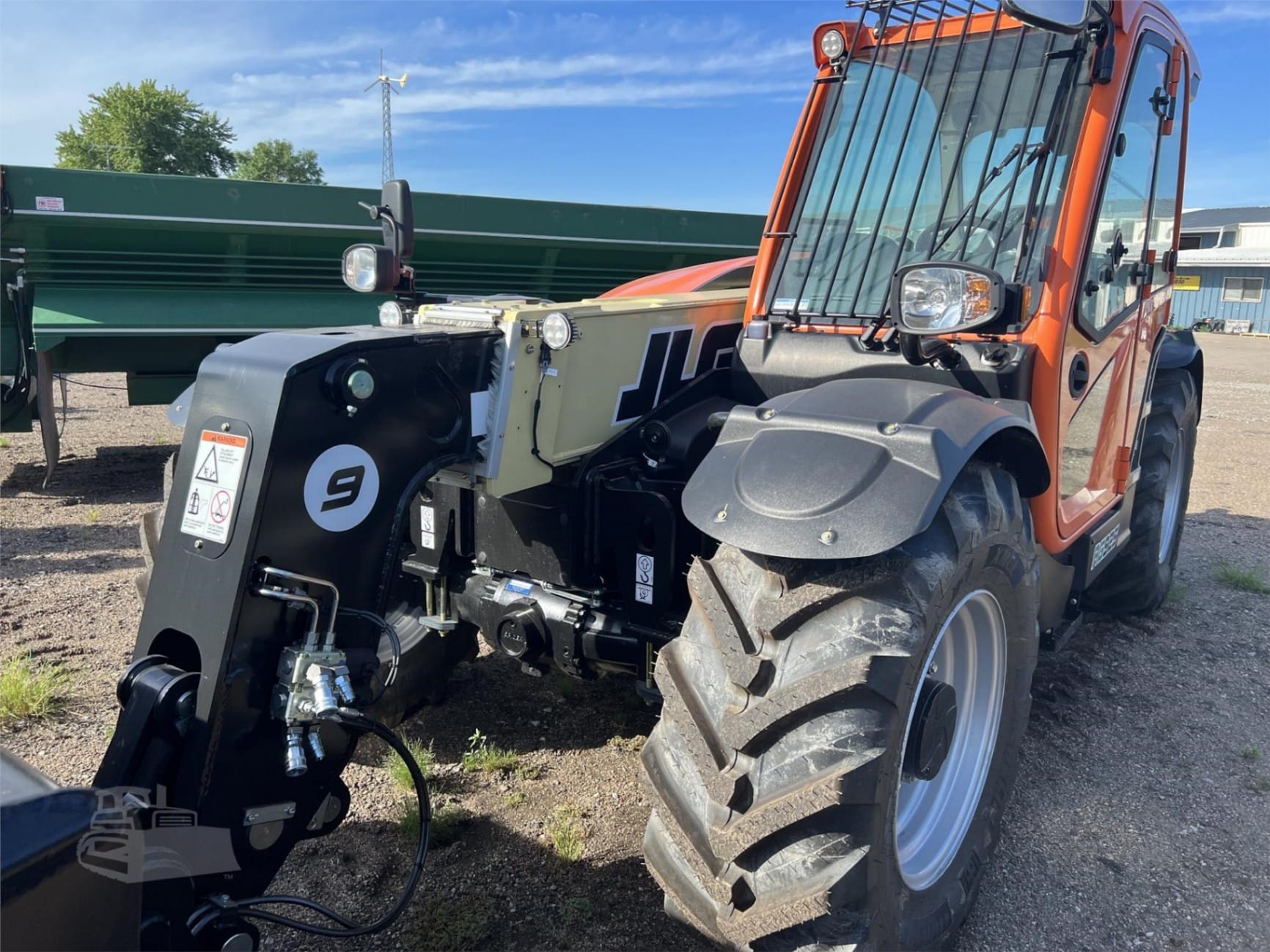 2023 JLG 925 Telehandlers Forklifts for sale in David City, NE - listing photo 4 of 7