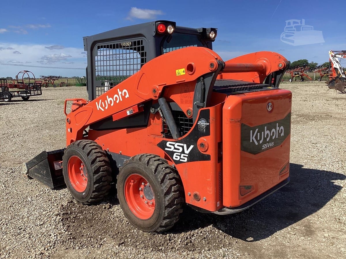 2023 Kubota SSV65 Skid Steer Loaders for sale in London, OH - listing photo 6 of 8