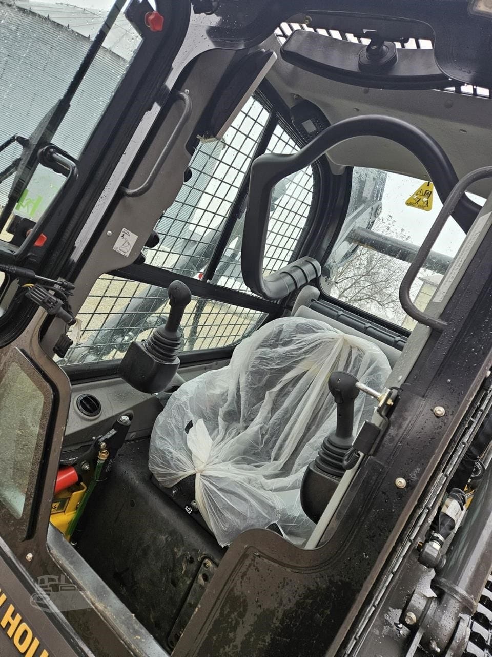 2023 New Holland C337 Track Loaders for sale in Chillicothe, OH - listing photo 3 of 4