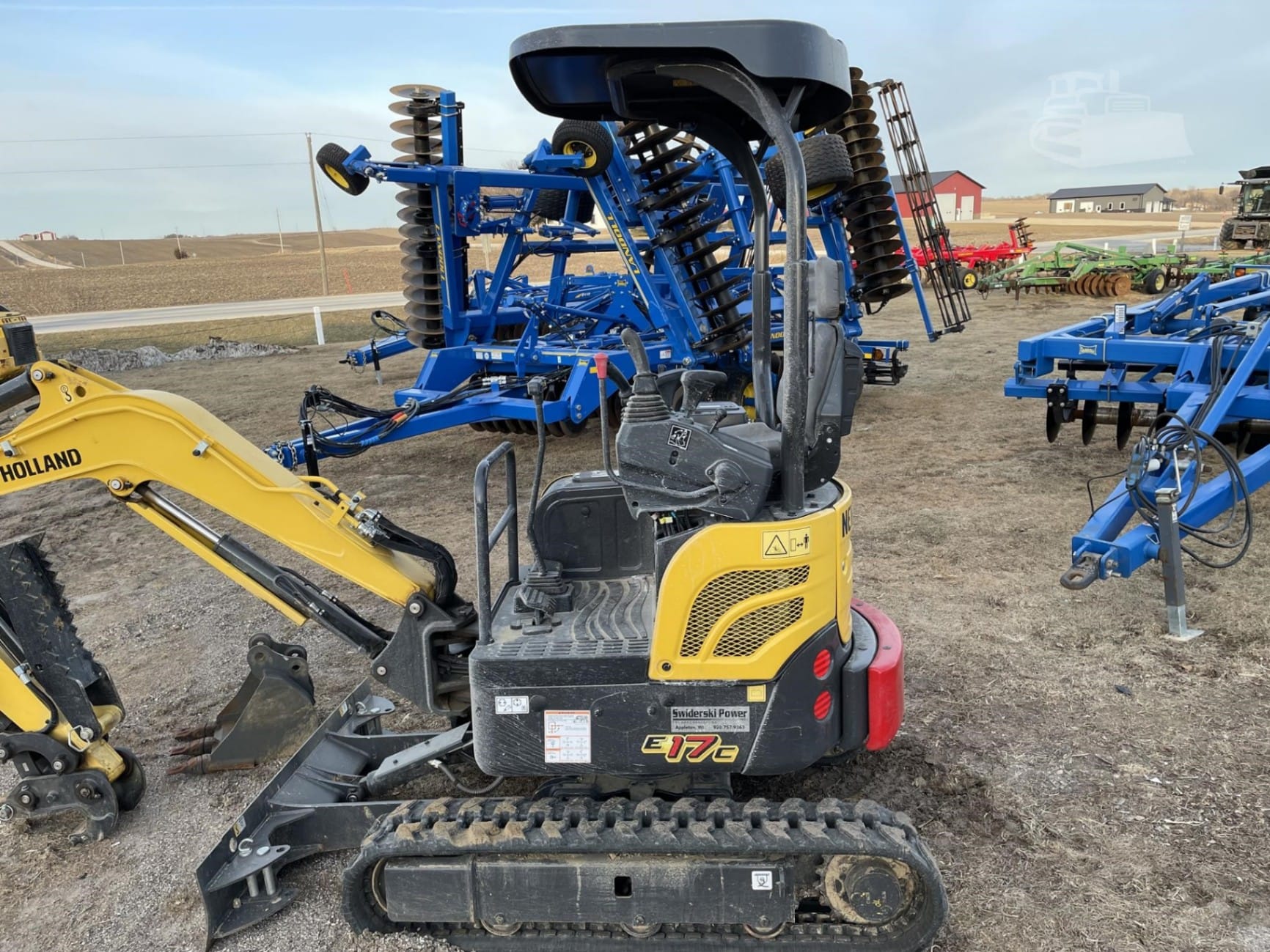 2023 New Holland E17C Excavators for sale in Edgewood, IA - listing photo 4 of 7