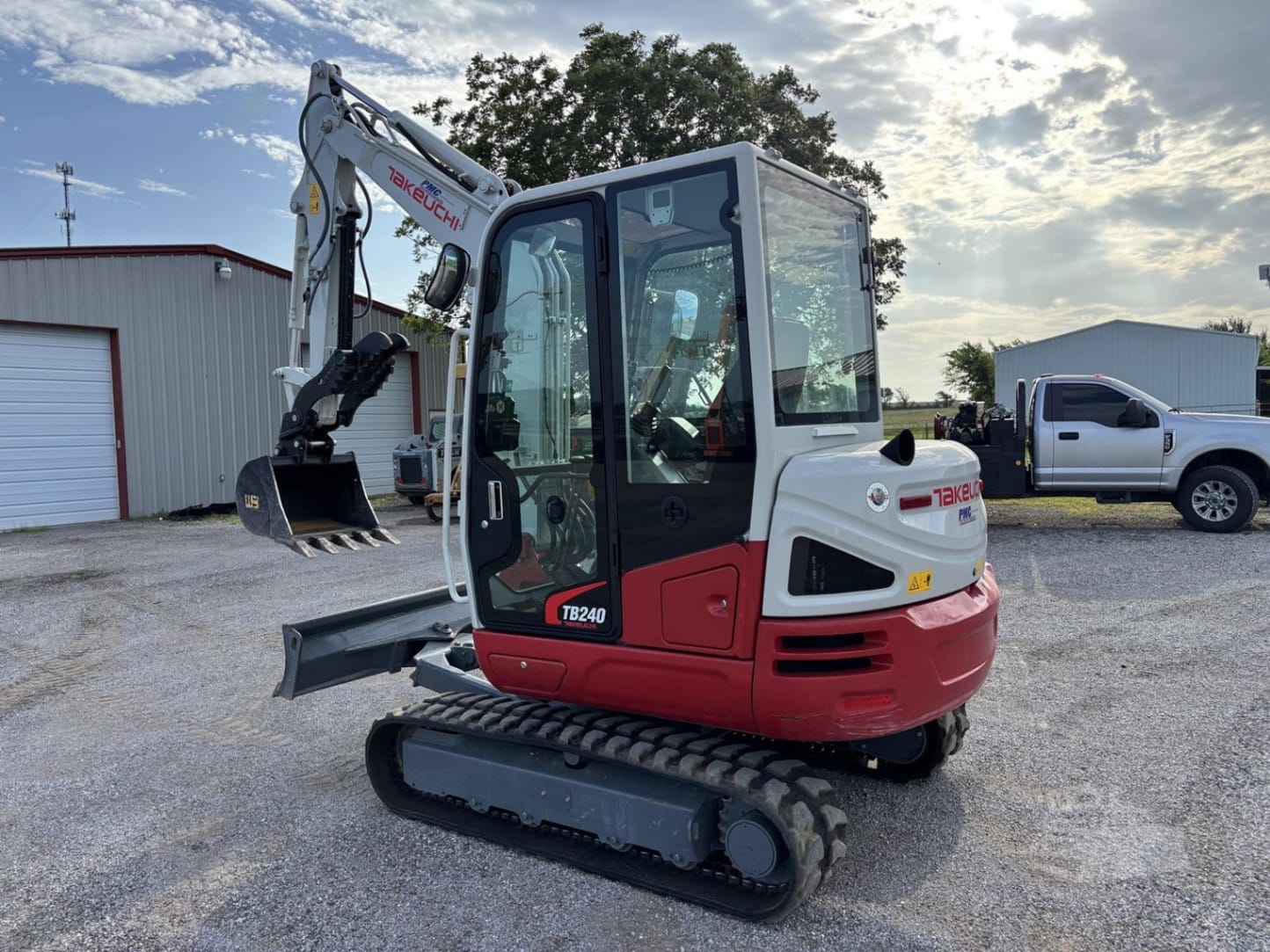 2023 Takeuchi TB240 Excavators for sale in Mounds, OK - listing photo 2 of 8