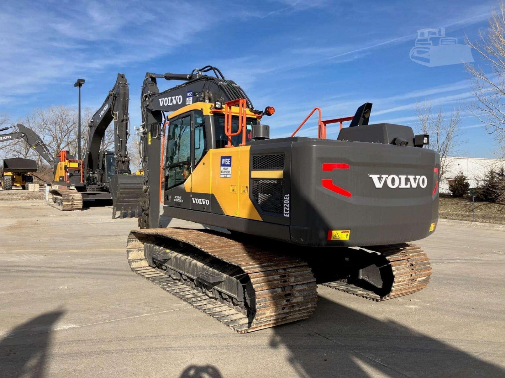 2023 Volvo EC220EL Excavators for sale in Omaha, NE - listing photo 7 of 8