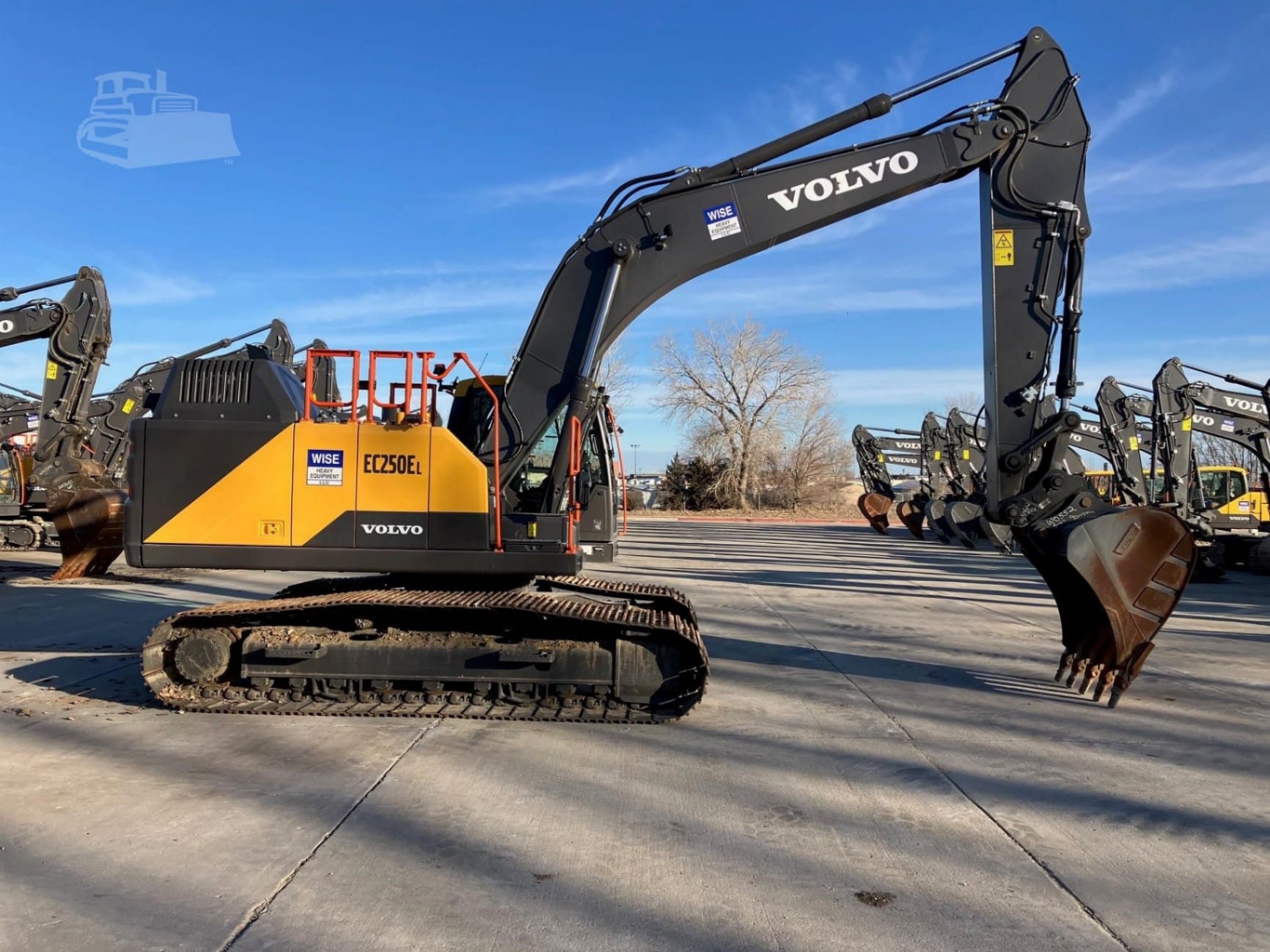 2023 Volvo EC250EL Excavators for sale in Omaha, NE - listing photo 4 of 7