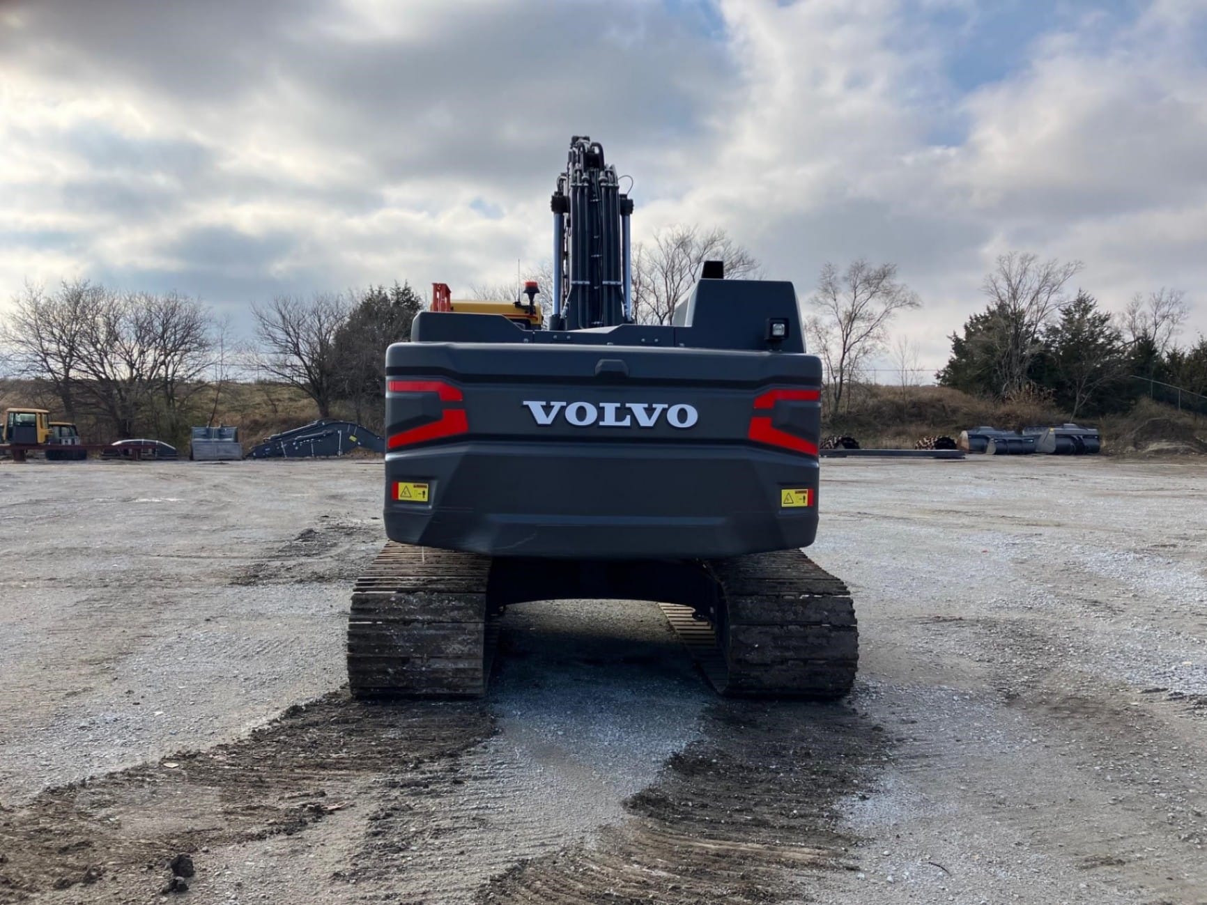2023 Volvo EC300EL Excavators for sale in Omaha, NE - listing photo 4 of 8