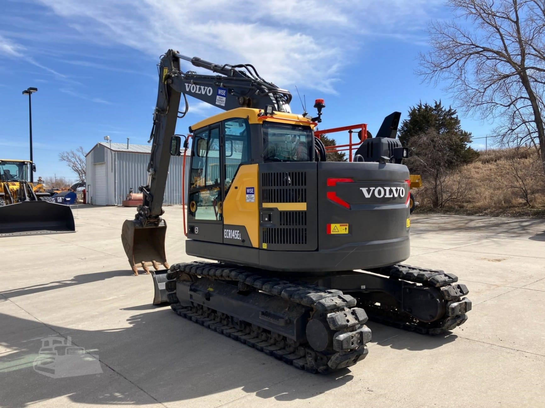 2023 Volvo ECR145EL Excavators for sale in Omaha, NE - listing photo 3 of 8