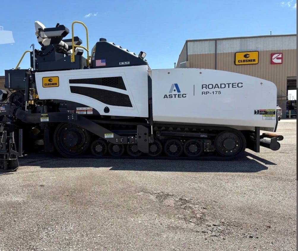 2024 Astec (Roadtec) RP-175 Asphalt Pavers for sale in Rhome, TX - primary listing photo of 5