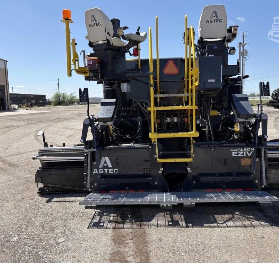 2024 Astec (Roadtec) RP-175 Asphalt Pavers for sale in Rhome, TX - listing photo 5 of 5