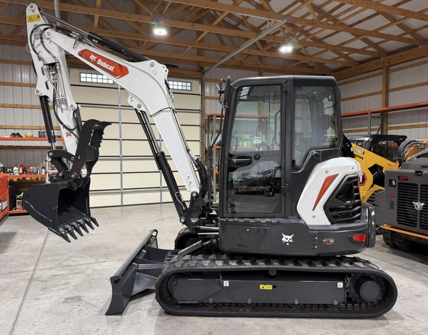 2024 Bobcat E60R2 Excavators for sale in Dover, DE - listing photo 2 of 10