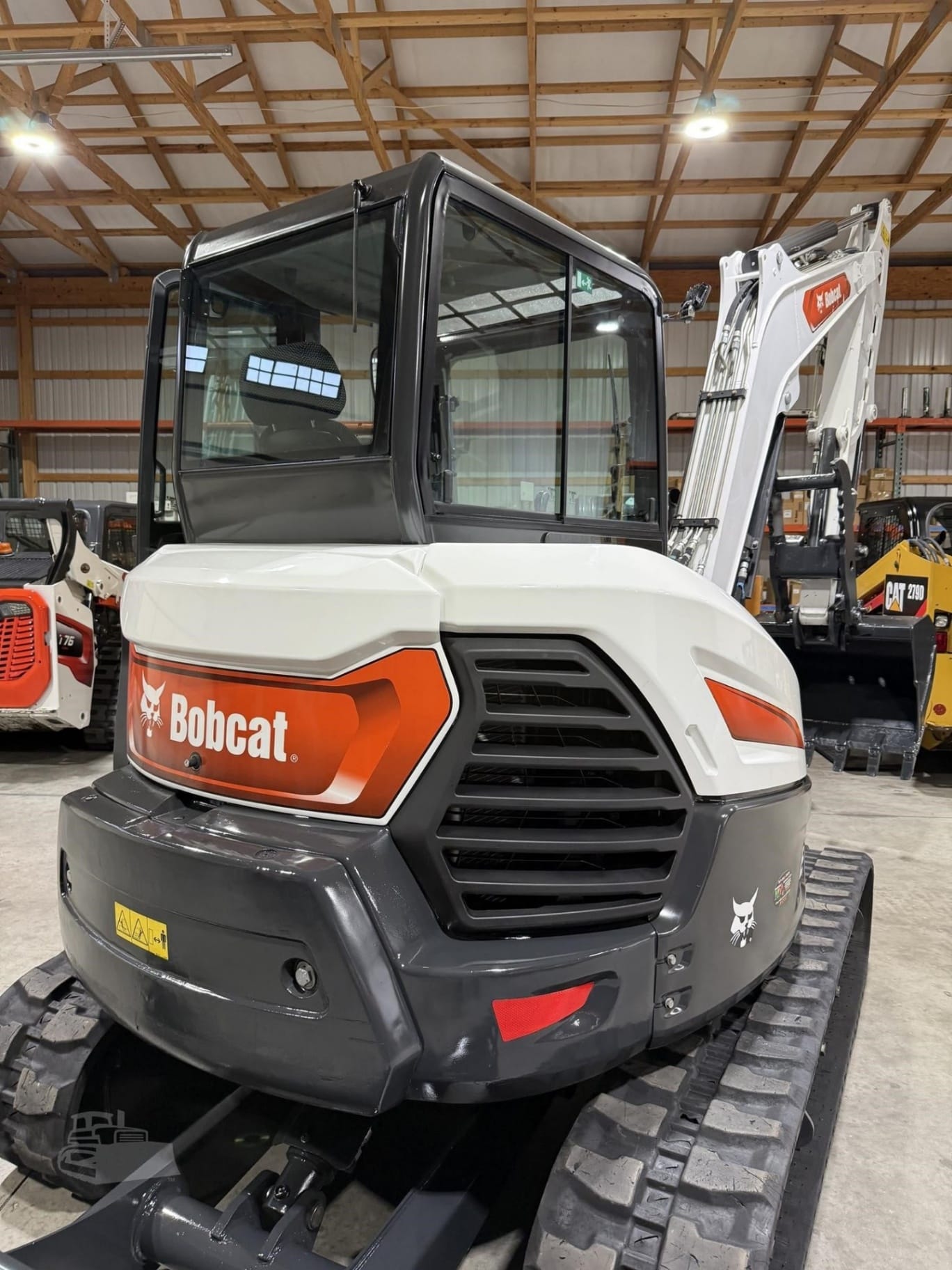 2024 Bobcat E60R2 Excavators for sale in Dover, DE - listing photo 5 of 10