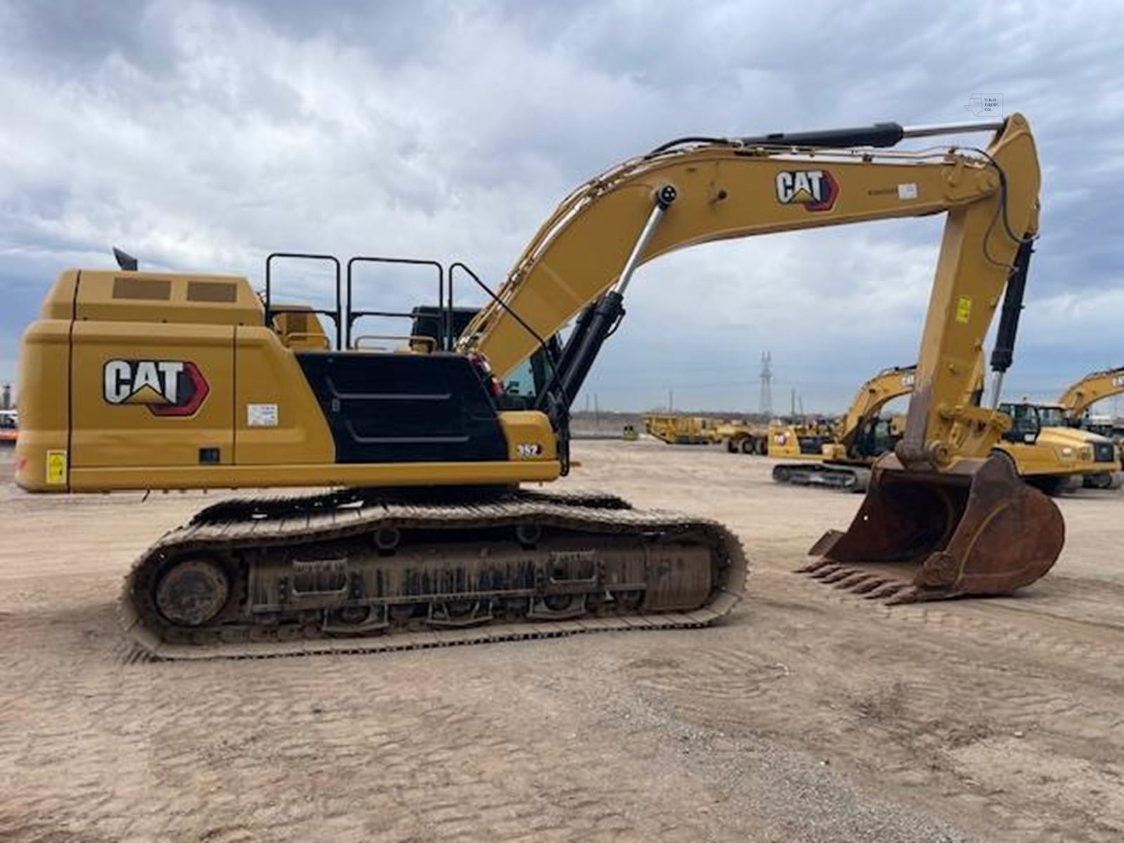 2024 Caterpillar 352 Excavators for sale in Grand Prairie, TX - listing photo 5 of 6
