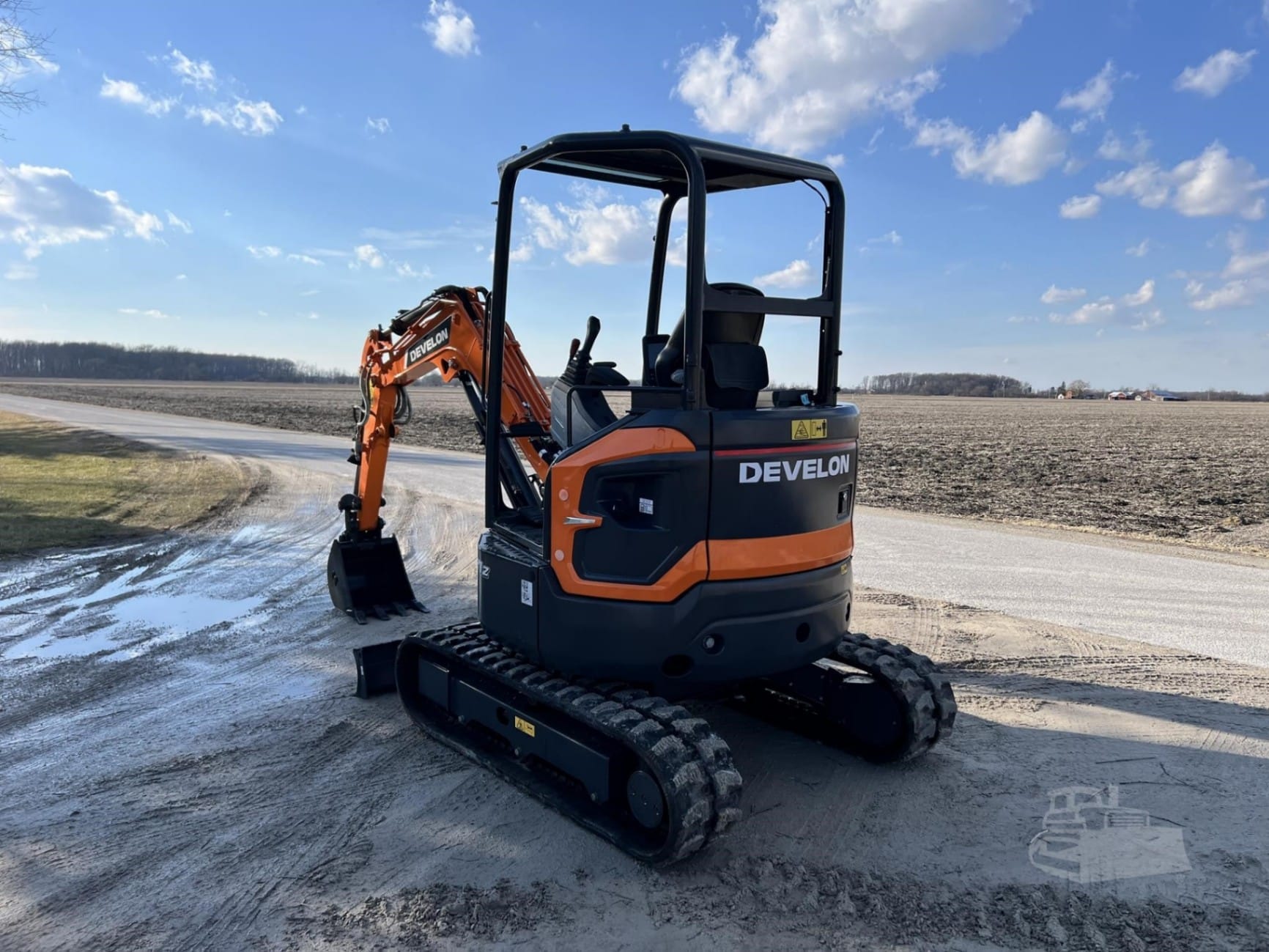 2024 DEVELON (Doosan) DX27Z-7 Excavators for sale in Burgoon, OH - listing photo 8 of 8
