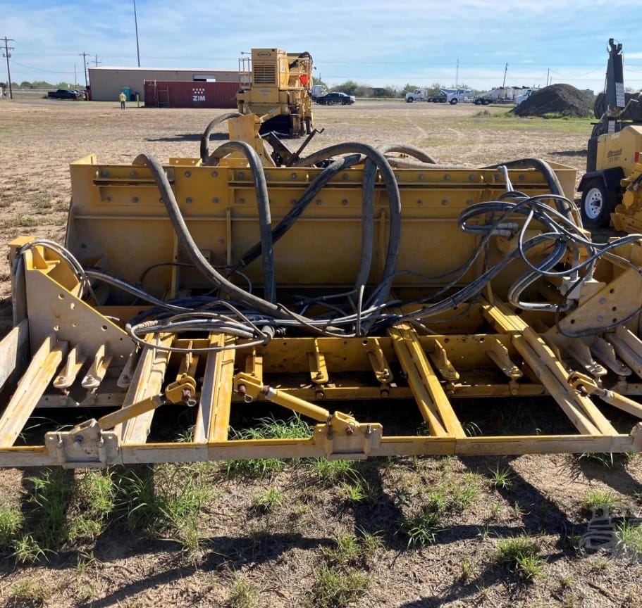 2024 Gomaco 3300 Asphalt Pavers - Owner Operated, 370 Hrs | Schertz, TX - View 6
