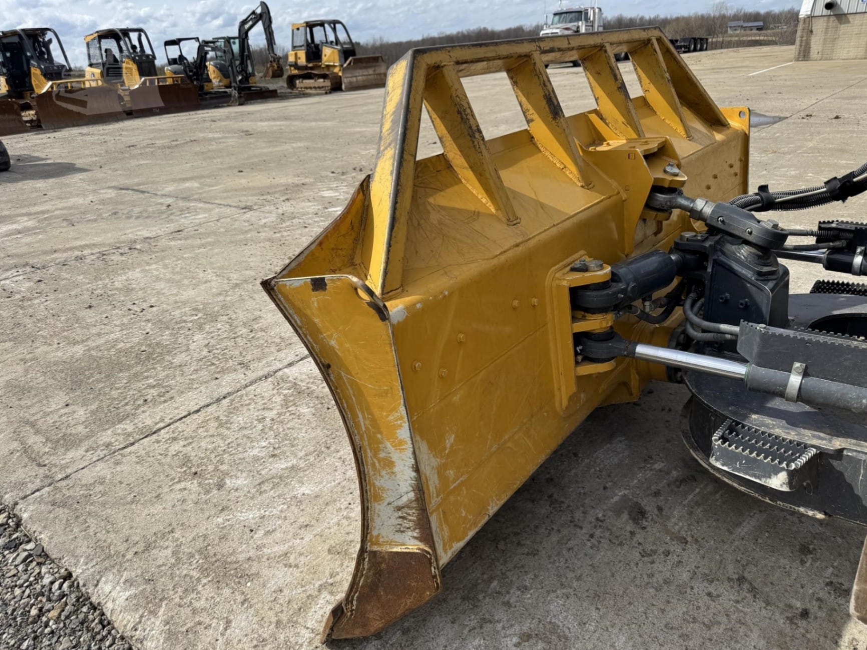 2024 John Deere 650 P-Tier XLT Dozers for sale in Sugarcreek, OH - listing photo 7 of 8