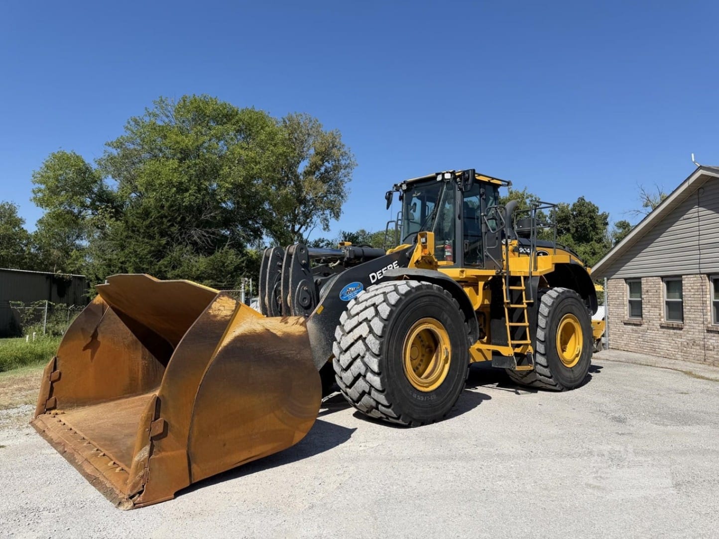 2024 John Deere 904 P-Tier Wheel Loaders for sale in Pontoon Beach, IL - primary listing photo of 5