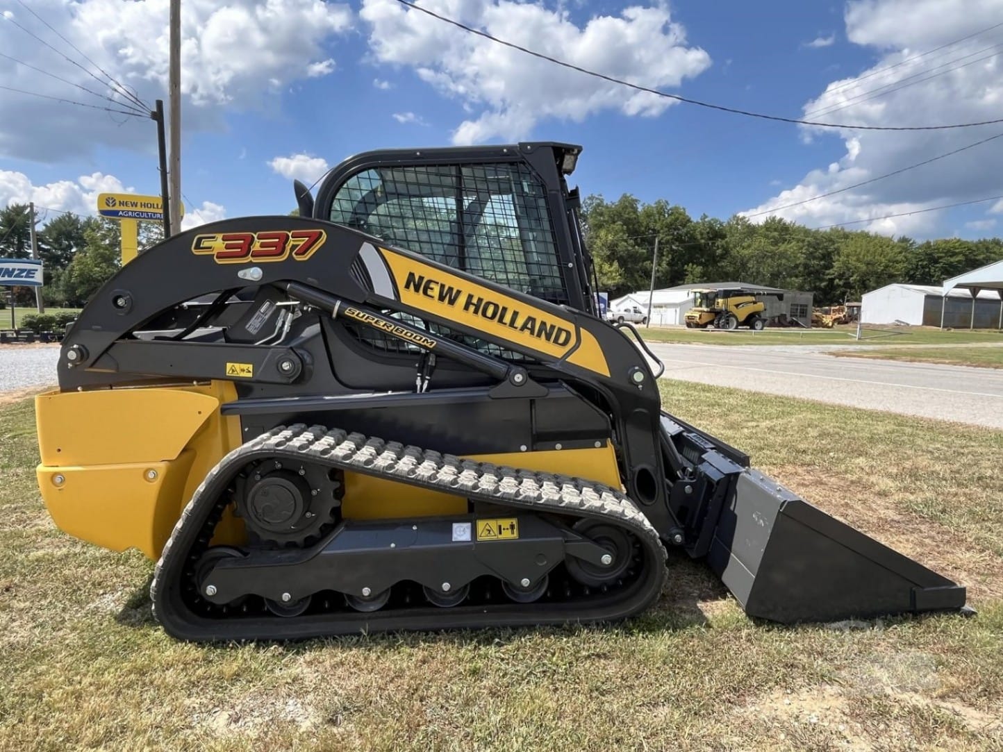 2024 New Holland C337 Track Loaders for sale in Albion, IL - listing photo 2 of 8
