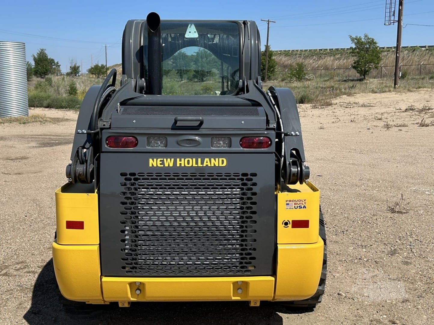 2024 New Holland L320 Skid Steer Loaders for sale in McCook, NE - listing photo 4 of 8