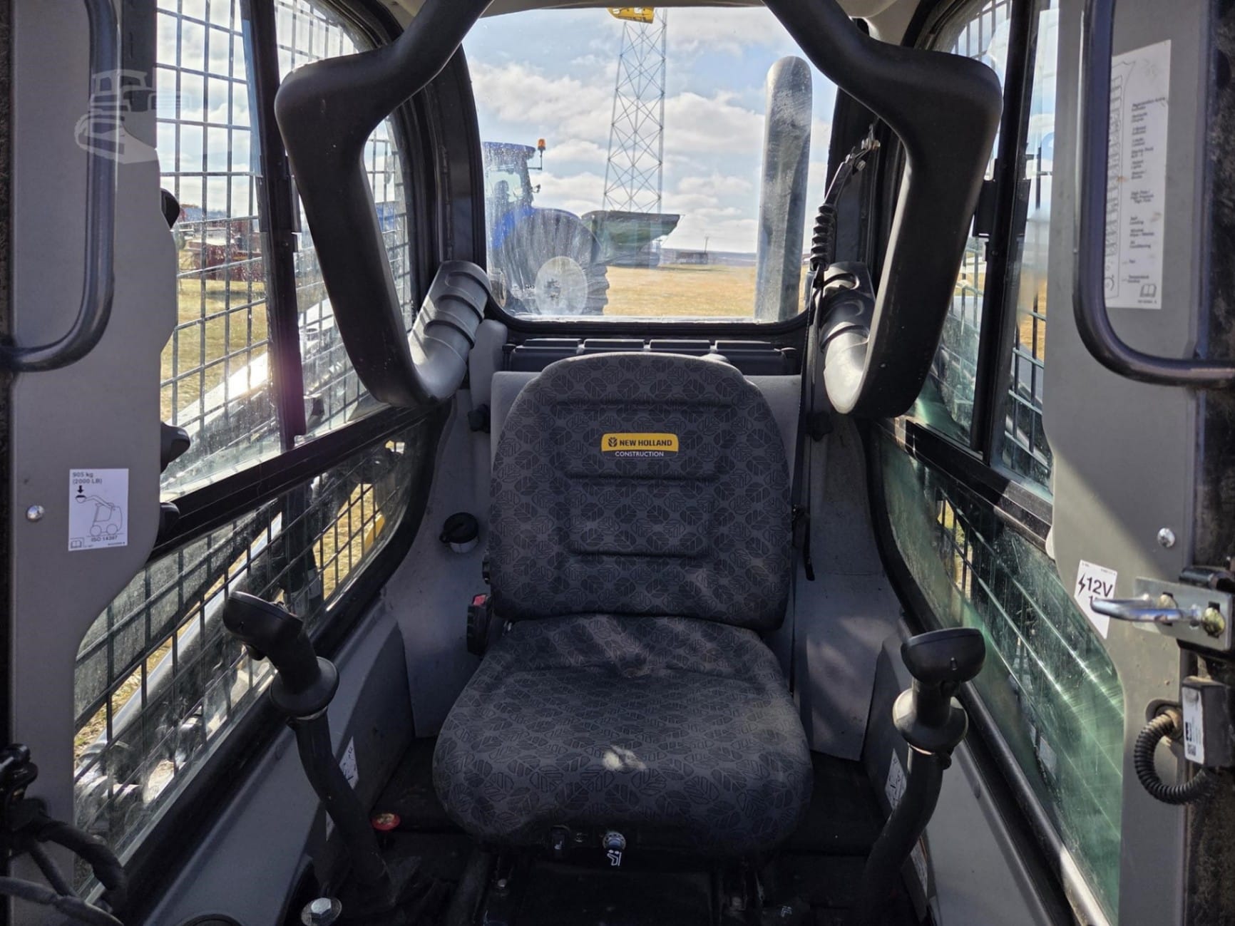 2024 New Holland L320 Skid Steer Loaders for sale in West Union, IA - listing photo 8 of 8