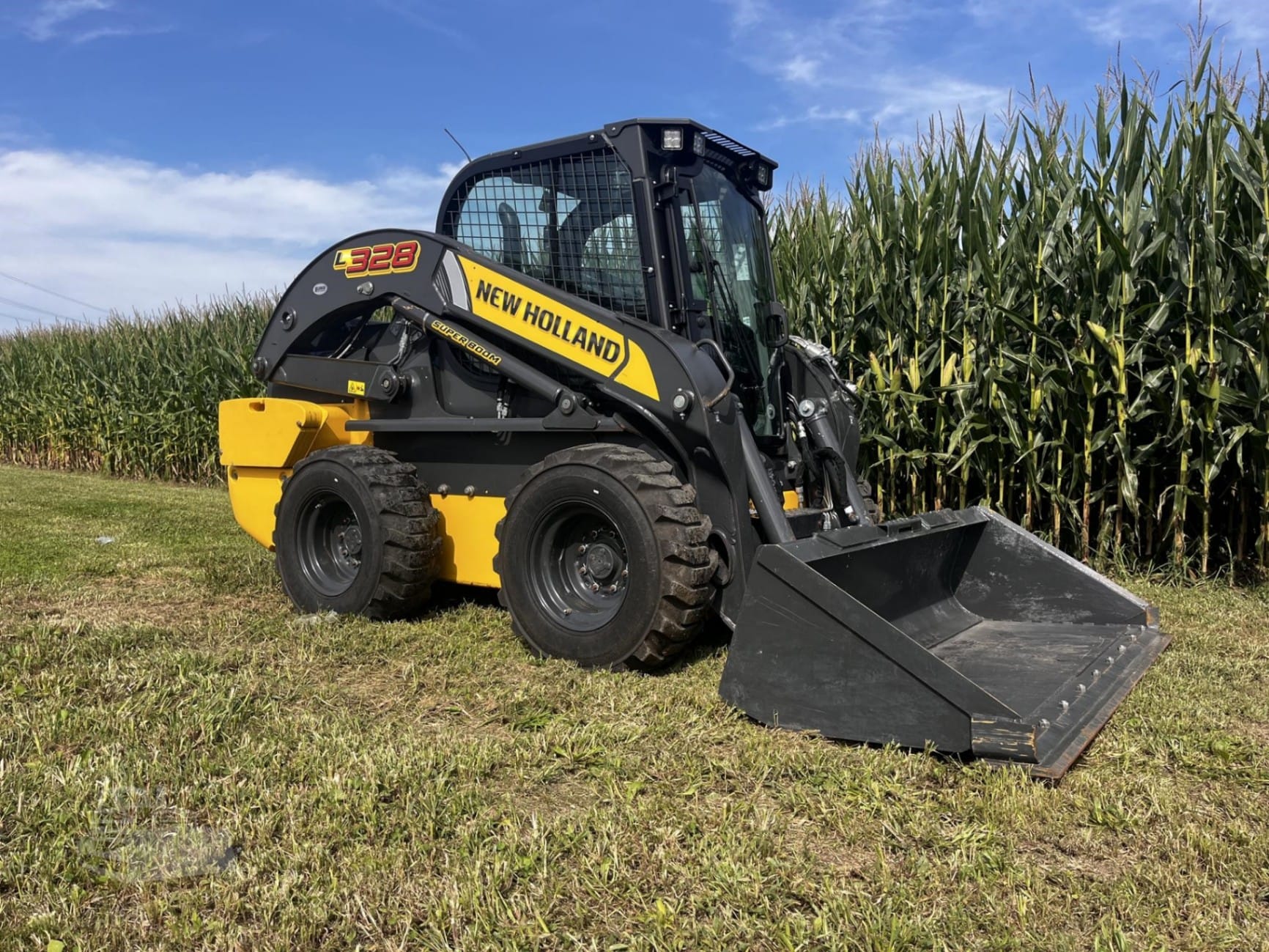 2024 New Holland L328 Skid Steer Loaders for sale in Eureka, IL - primary listing photo of 8