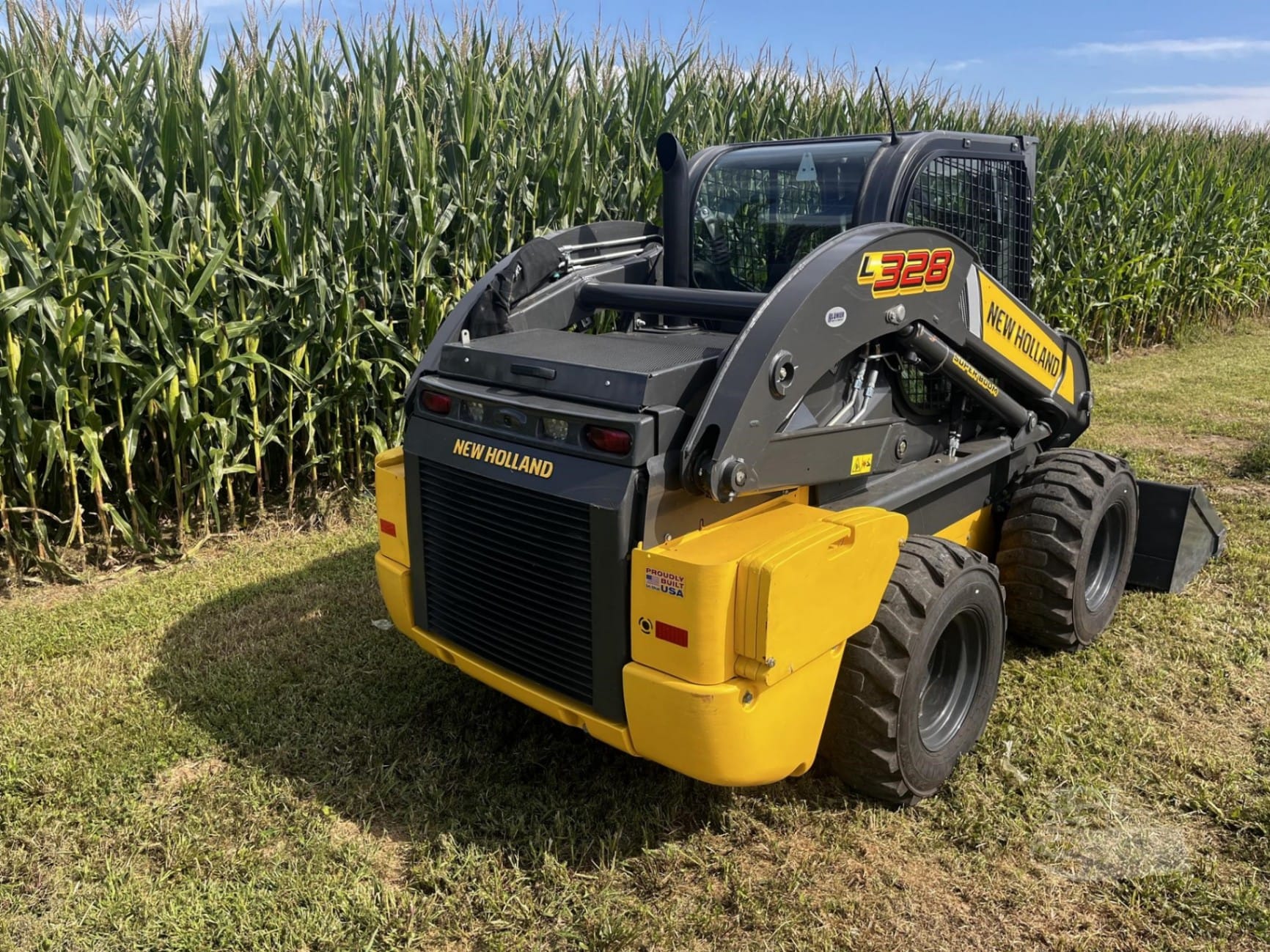 2024 New Holland L328 Skid Steer Loaders for sale in Eureka, IL - listing photo 3 of 8