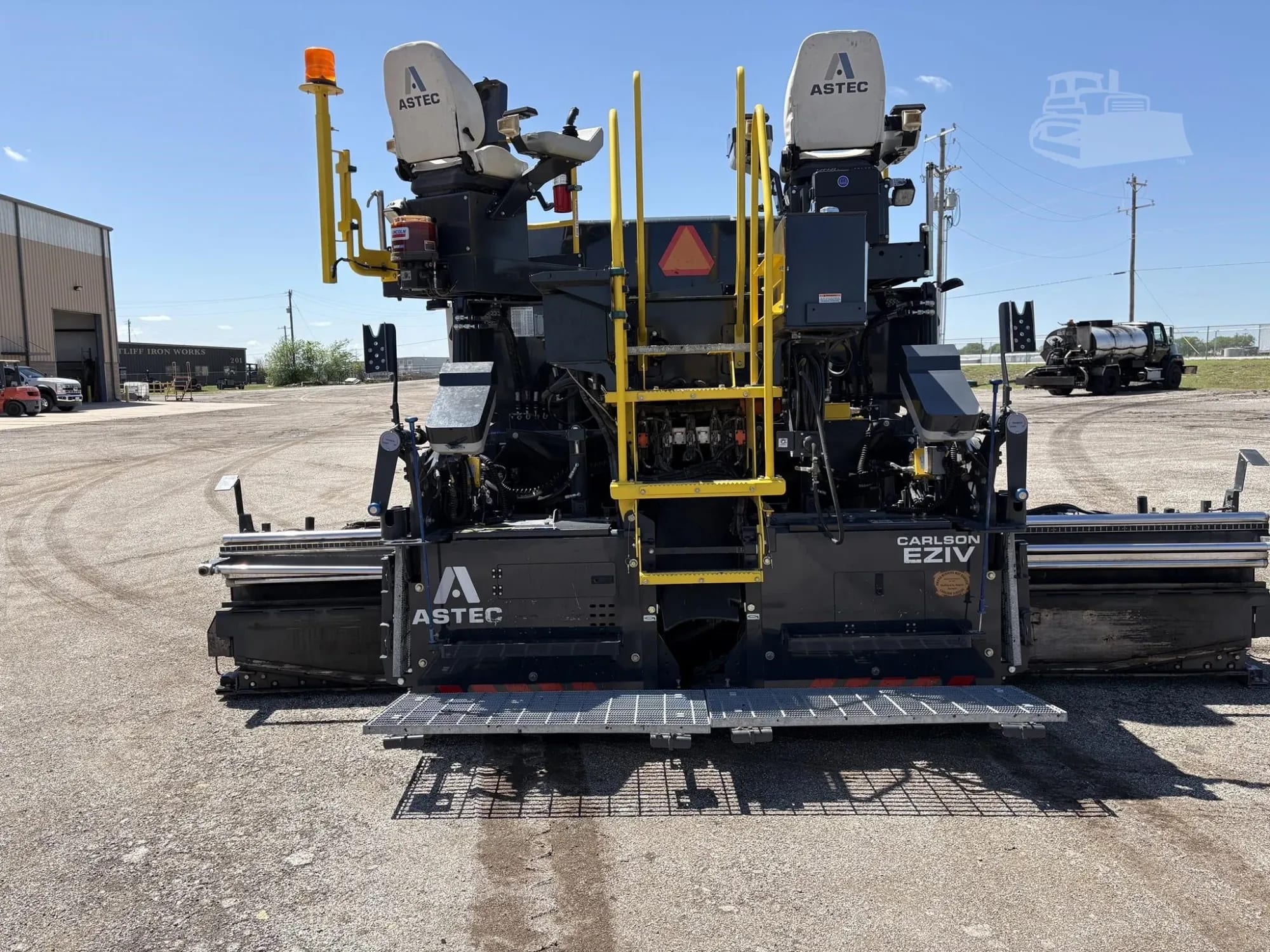 2024 ROADTEC RP175F Asphalt Pavers for sale in Rhome, TX - listing photo 4 of 7