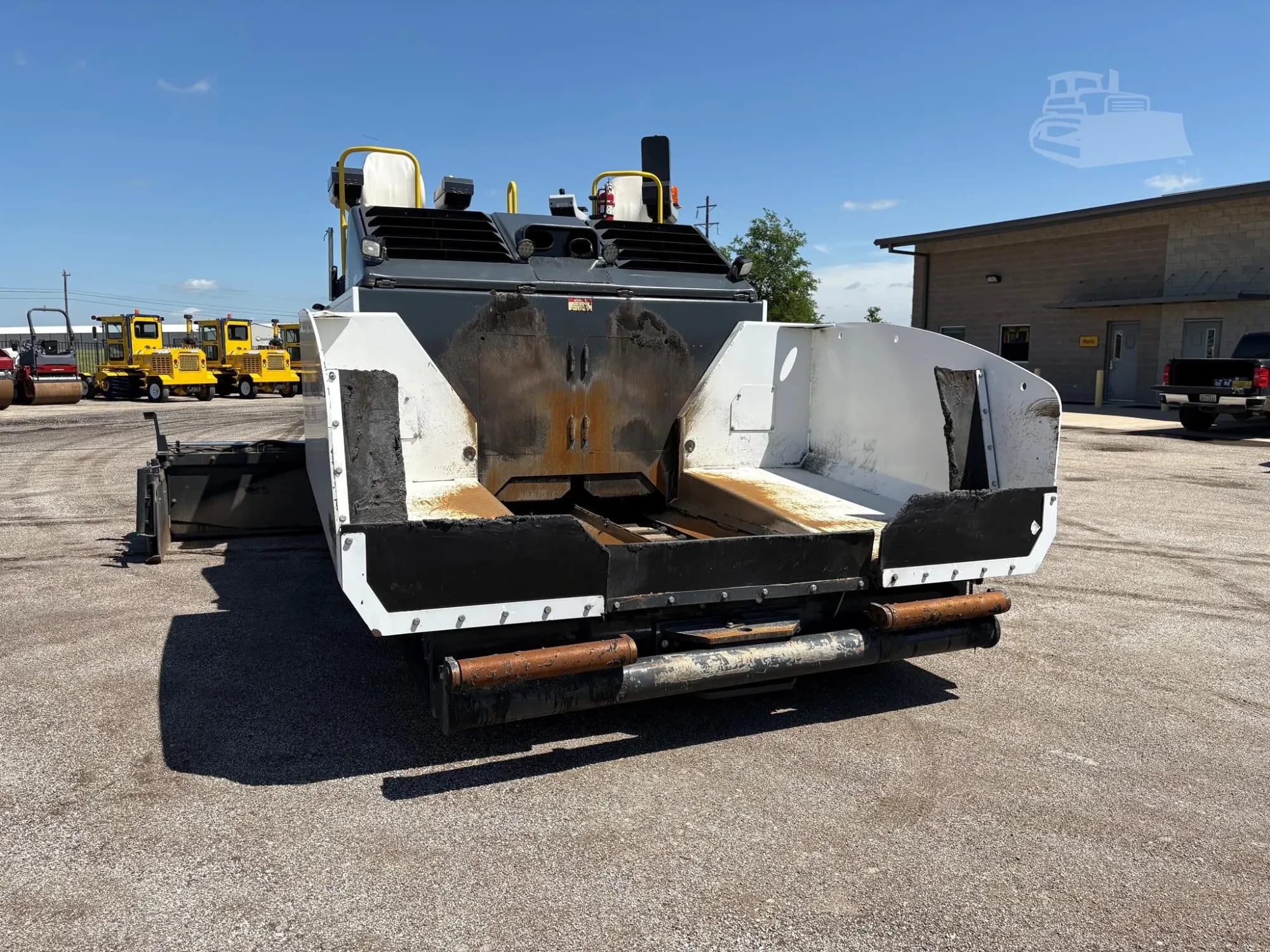 2024 ROADTEC RP175F Asphalt Pavers for sale in Rhome, TX - listing photo 6 of 7