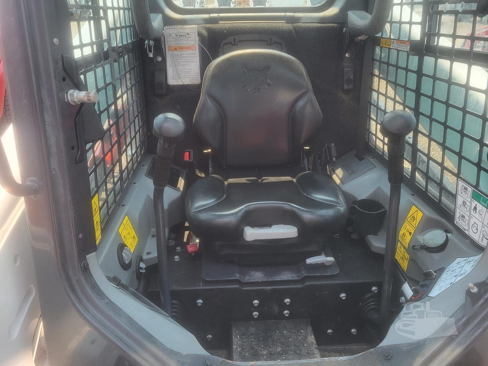 2025 Bobcat S590 Skid Steer Loaders for sale in Waukon, IA - listing photo 5 of 7