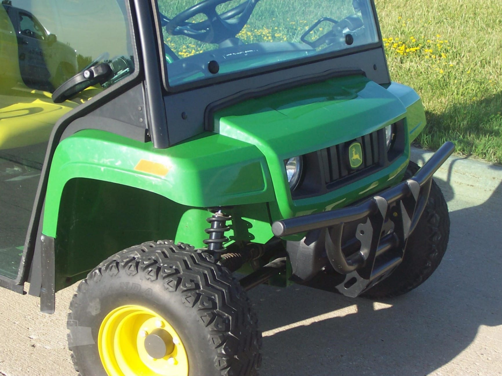 2025 John Deere Gator TX Utility Tractor for sale in North Liberty, IA - listing photo 3 of 8