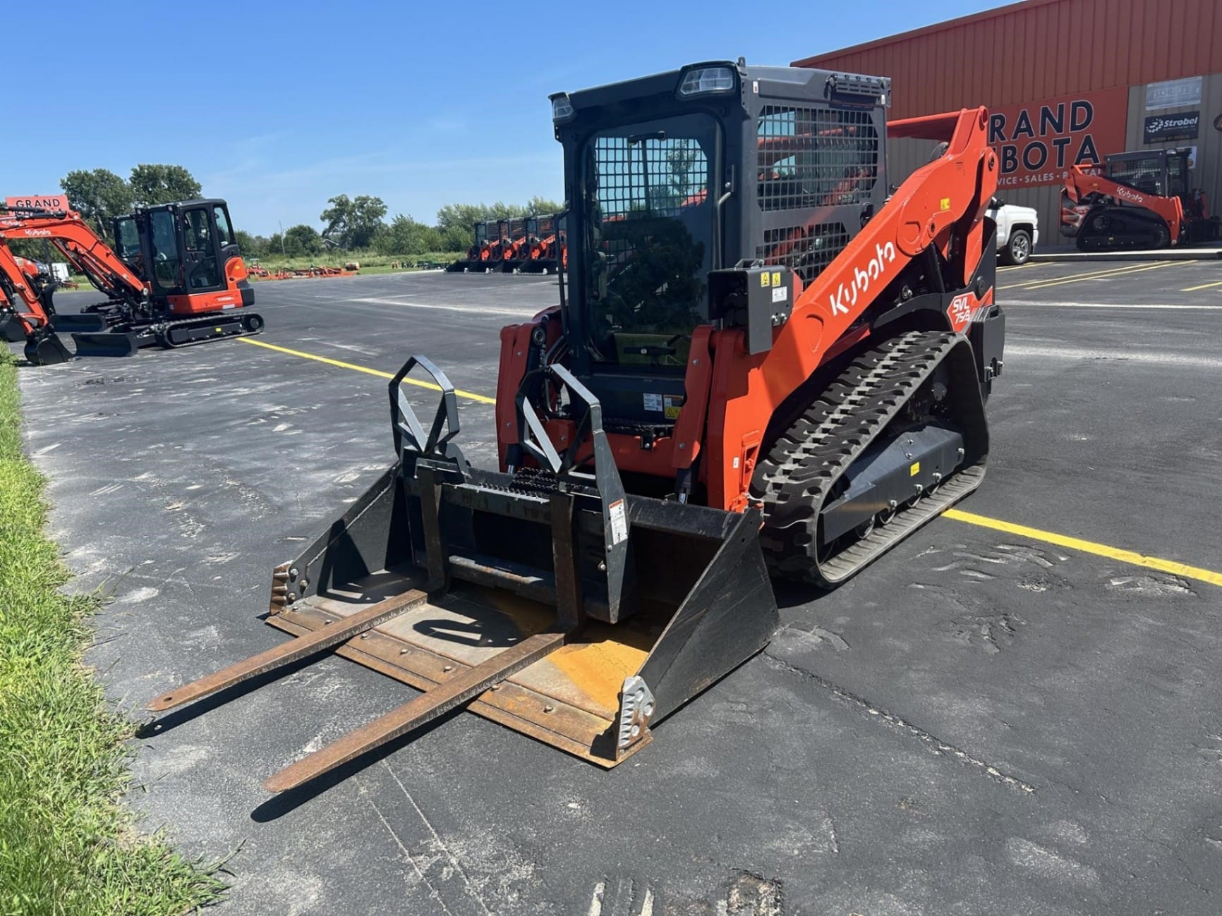 2025 Kubota SVL75-3 Track Loaders for sale in Grand Island, NE - primary listing photo of 8