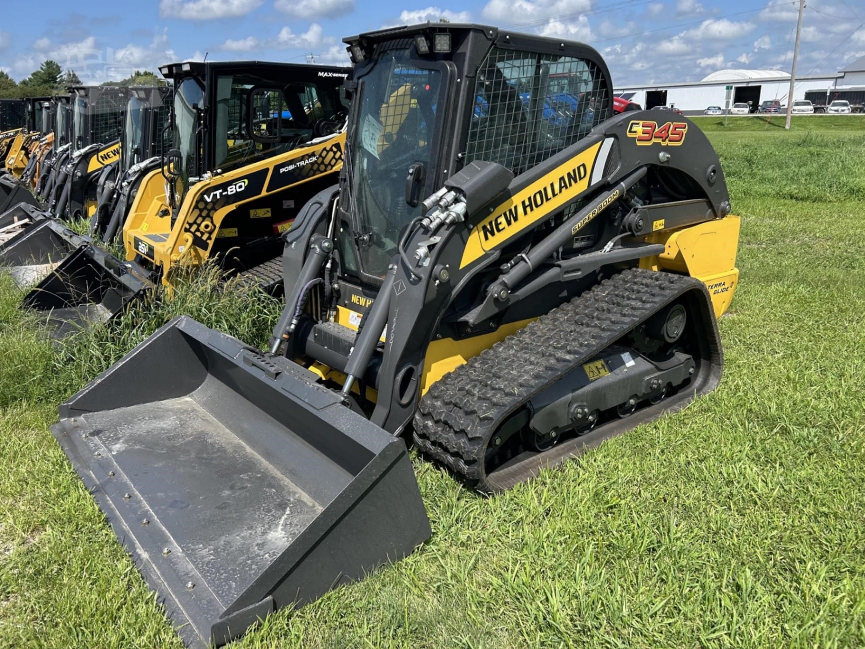 2025 New Holland C345 Track Loaders for sale in Sully, IA - primary listing photo of 7