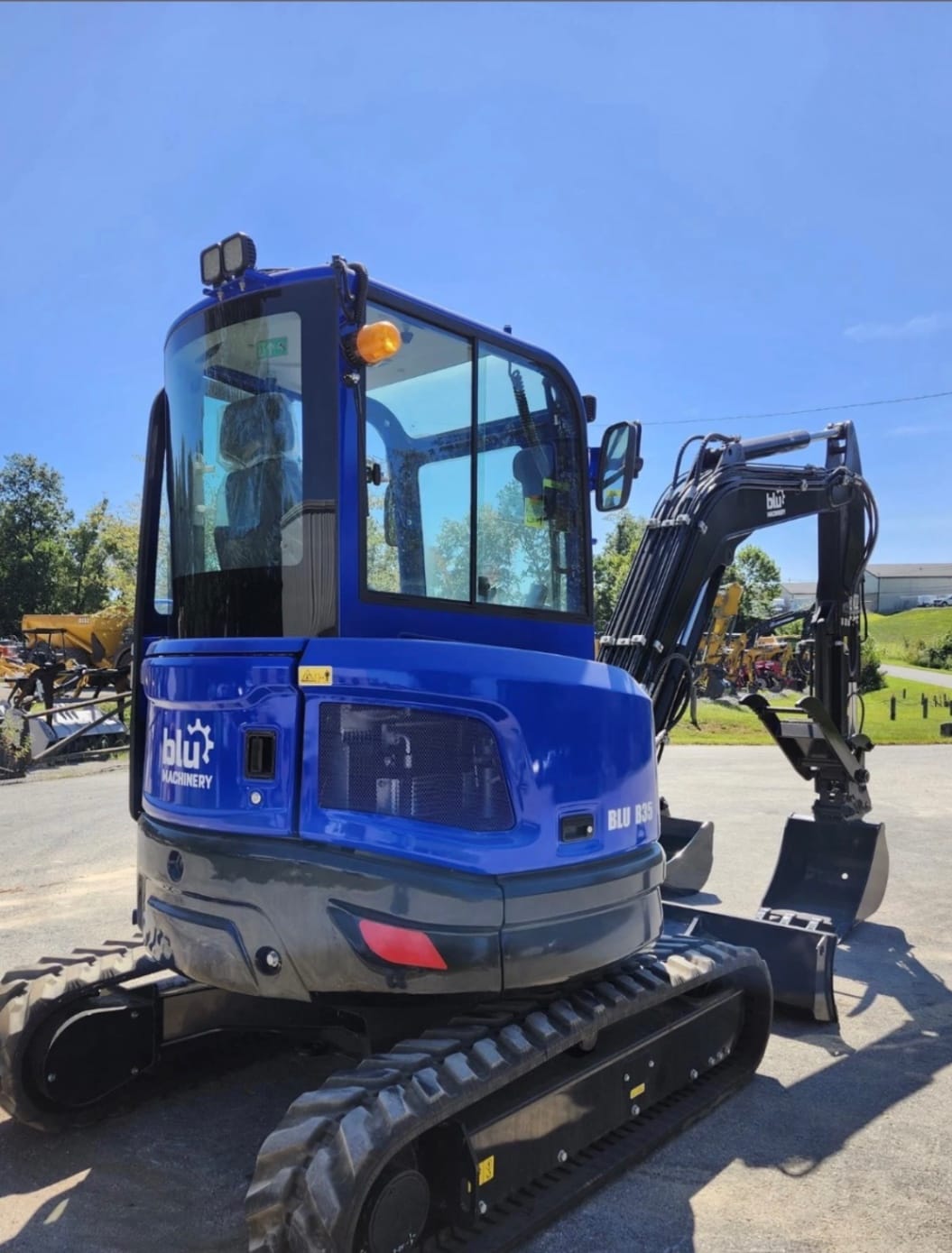 2026 BLU B35 Excavation for sale in Loveland, OH - listing photo 4 of 4