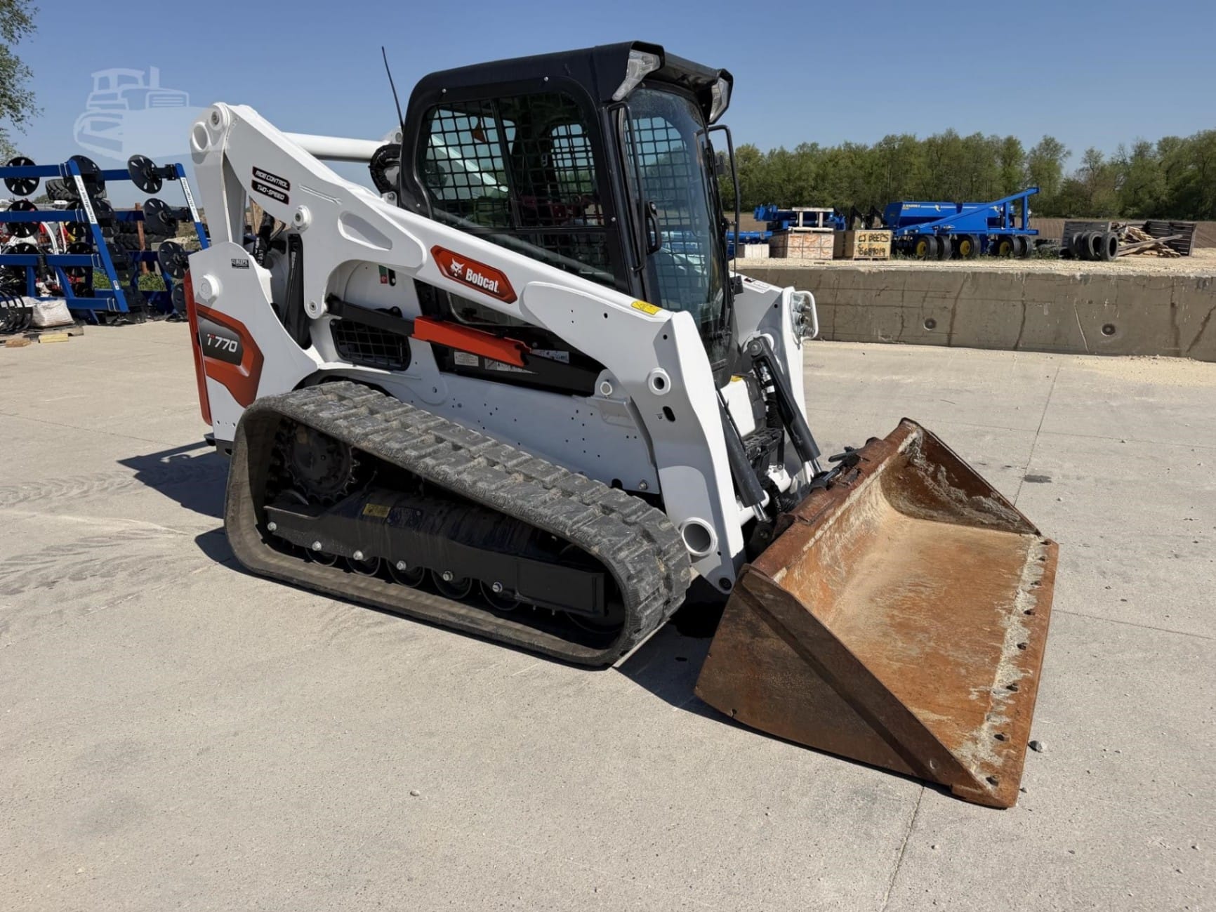 2026 Bobcat T770 Track Loaders for sale in Farley, IA - primary listing photo of 8