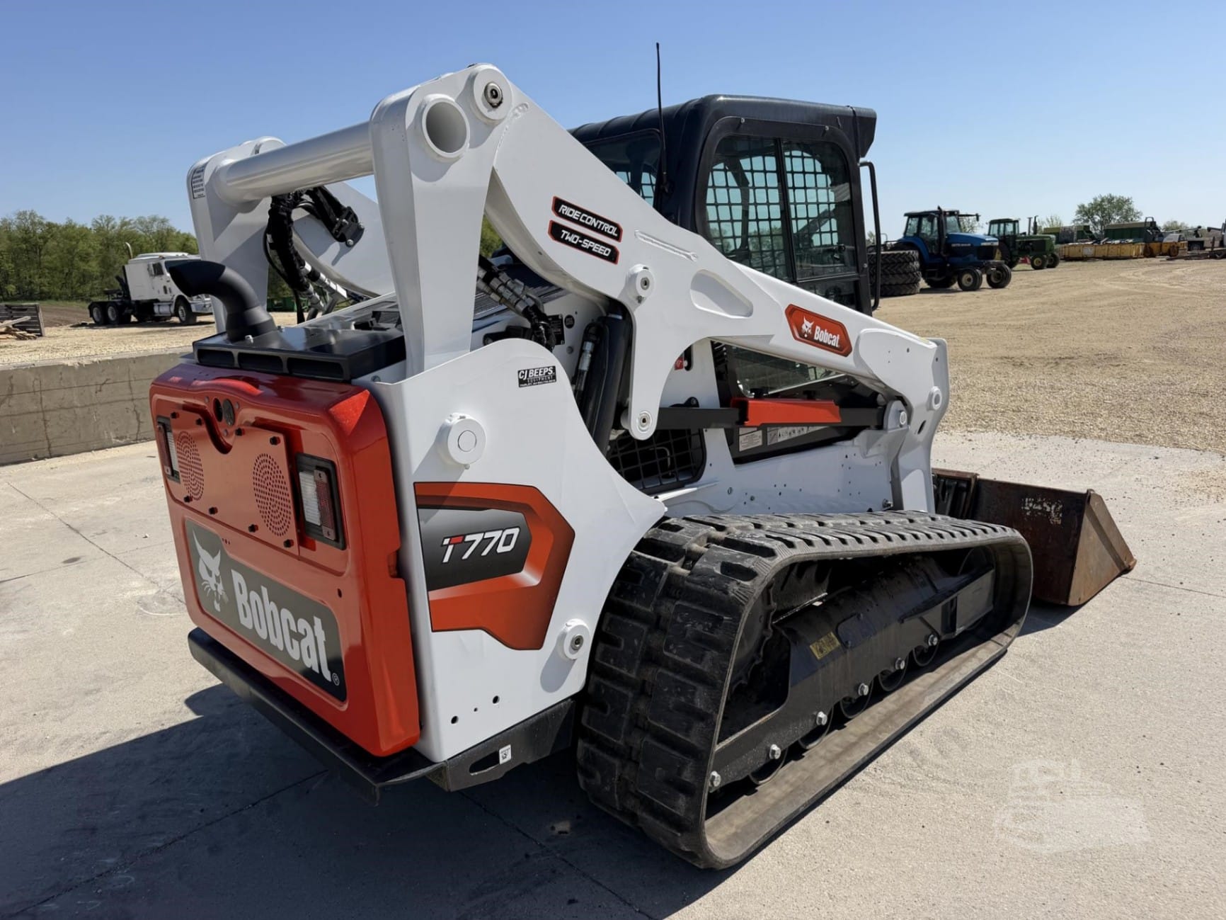 2026 Bobcat T770 Track Loaders for sale in Farley, IA - listing photo 3 of 8