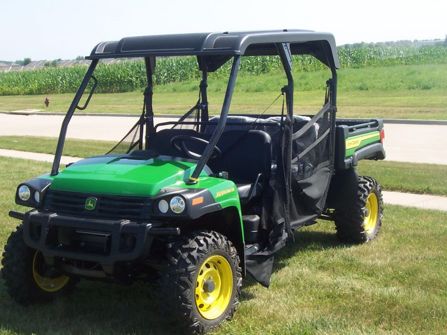 2026 John Deere Gator XUV 825M S4 Utility Tractor for sale in North Liberty, IA - listing photo 8 of 8